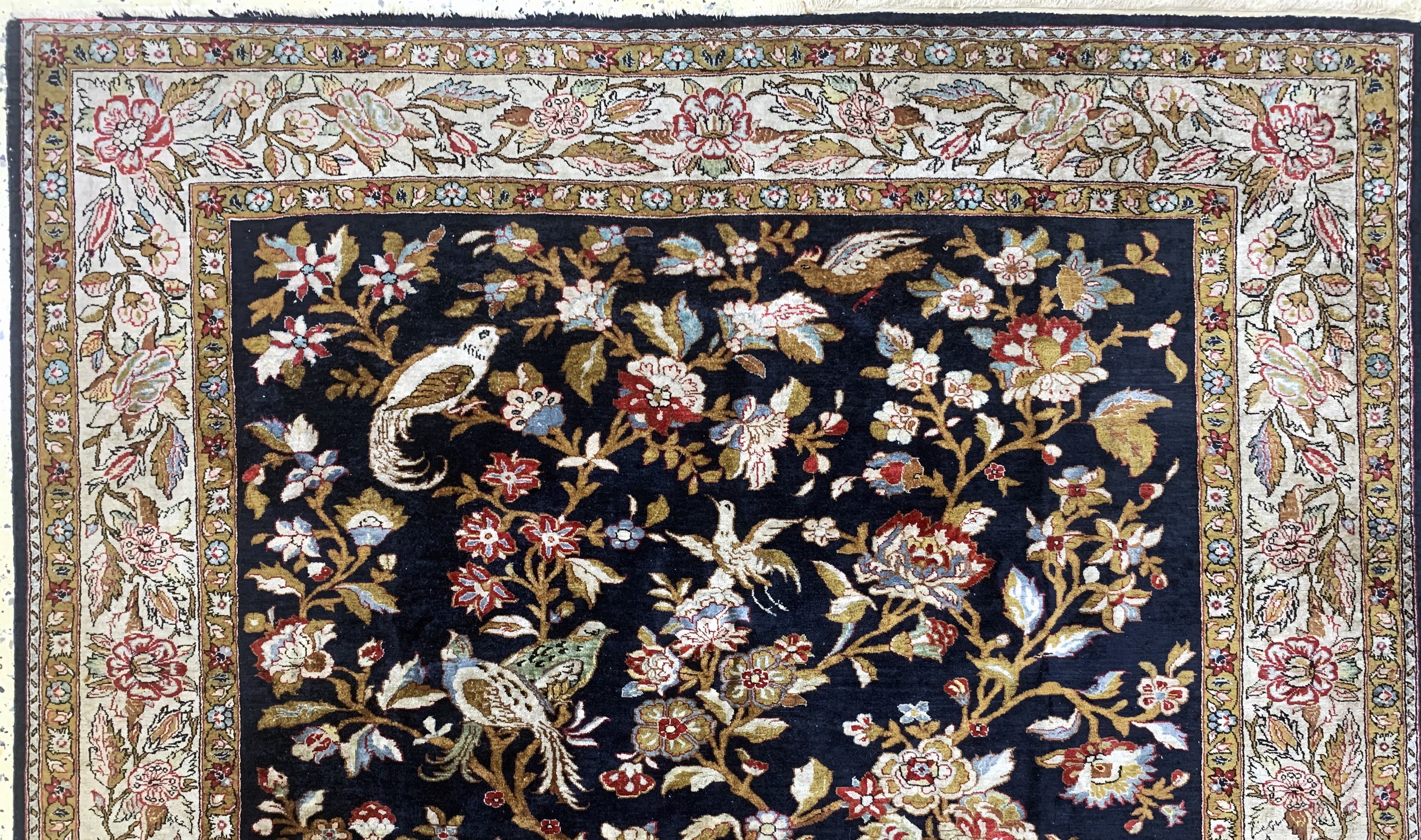 Detail d: Ghom Seide fein, Persien, Mitte 20.Jhd, reine Naturseide, ca. 205 x 141 cm, Reinigungsbedürftig, EHZ: 2