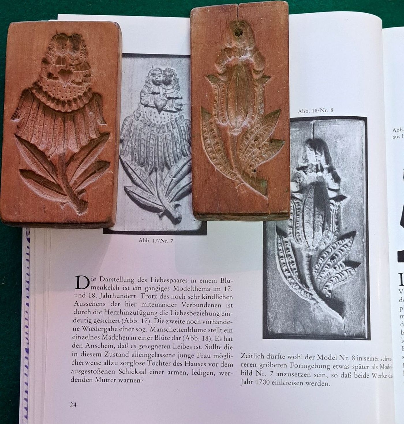 Detail e: Kleine Holzmodelsammlung für Gebäck, 14 Teile Provenienz Merck und Wedekind Raum Darmstadt, 17.- 19.. Jh., Modelschnitzkunst aus verschiedenen ...