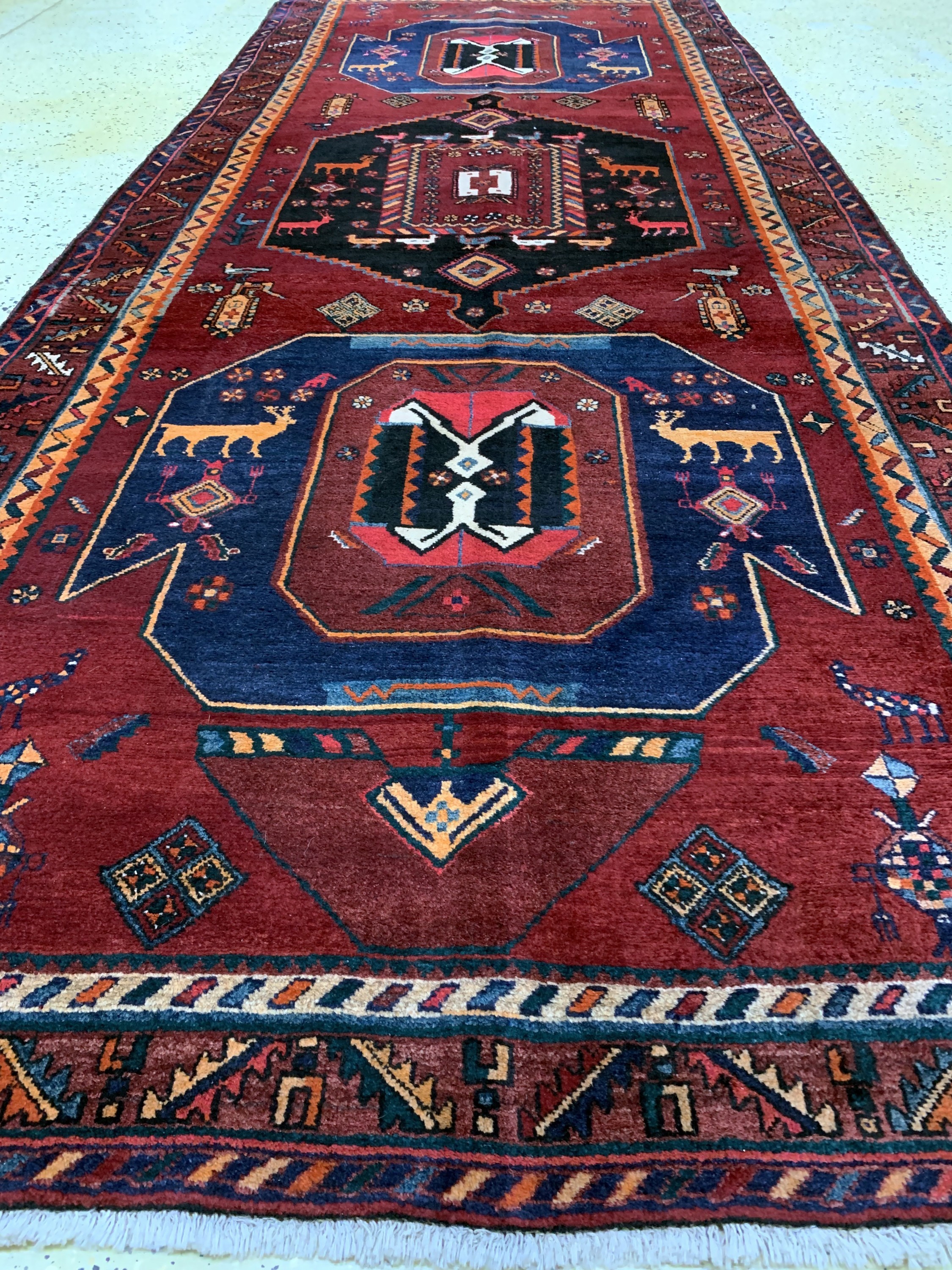 Detail d: Kordi alt, Persien, Mitte 20.Jhd, Wolle aufBaumwolle, ca. 370 x 146 cm, EHZ: 1-2