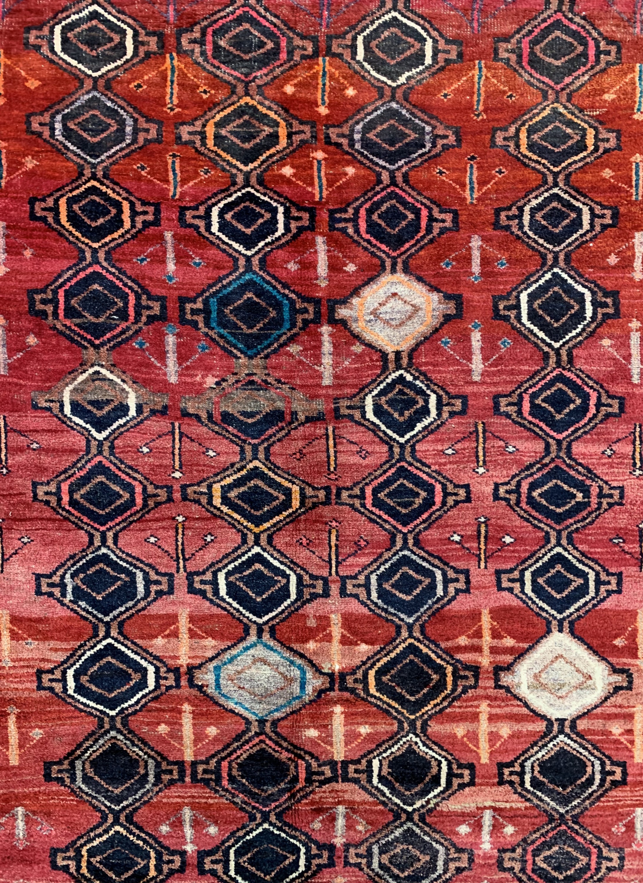 Detail c: Hamadan alt, Persien, Anfang 20.Jhd, Wolle auf Baumwolle, ca. 370 x 305 cm, EHZ: 3