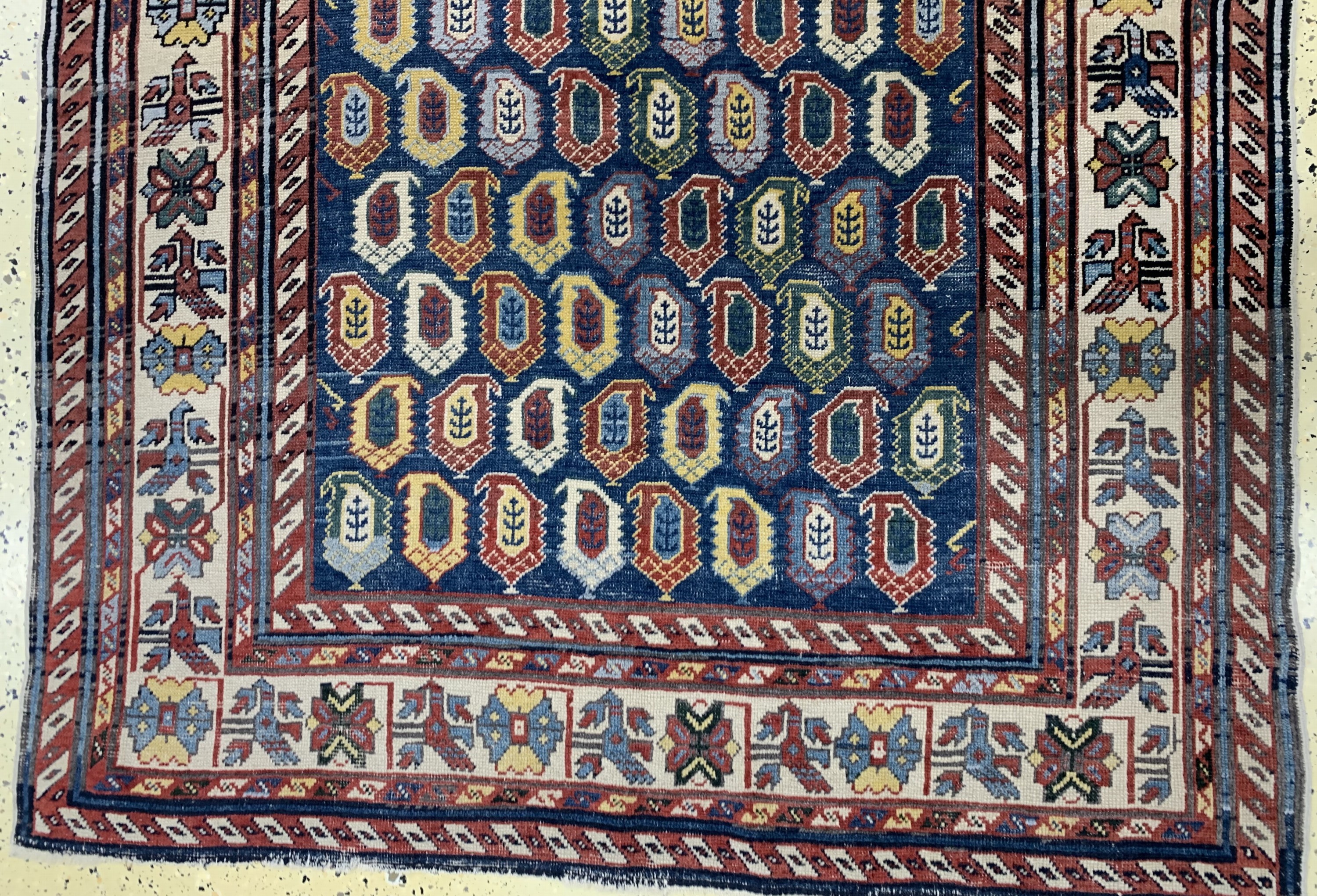 Detail b: Chichi Kazak antik, Kaukasus, um 1900, Wolle auf Wolle, ca. 200 x 135 cm, EHZ: 3