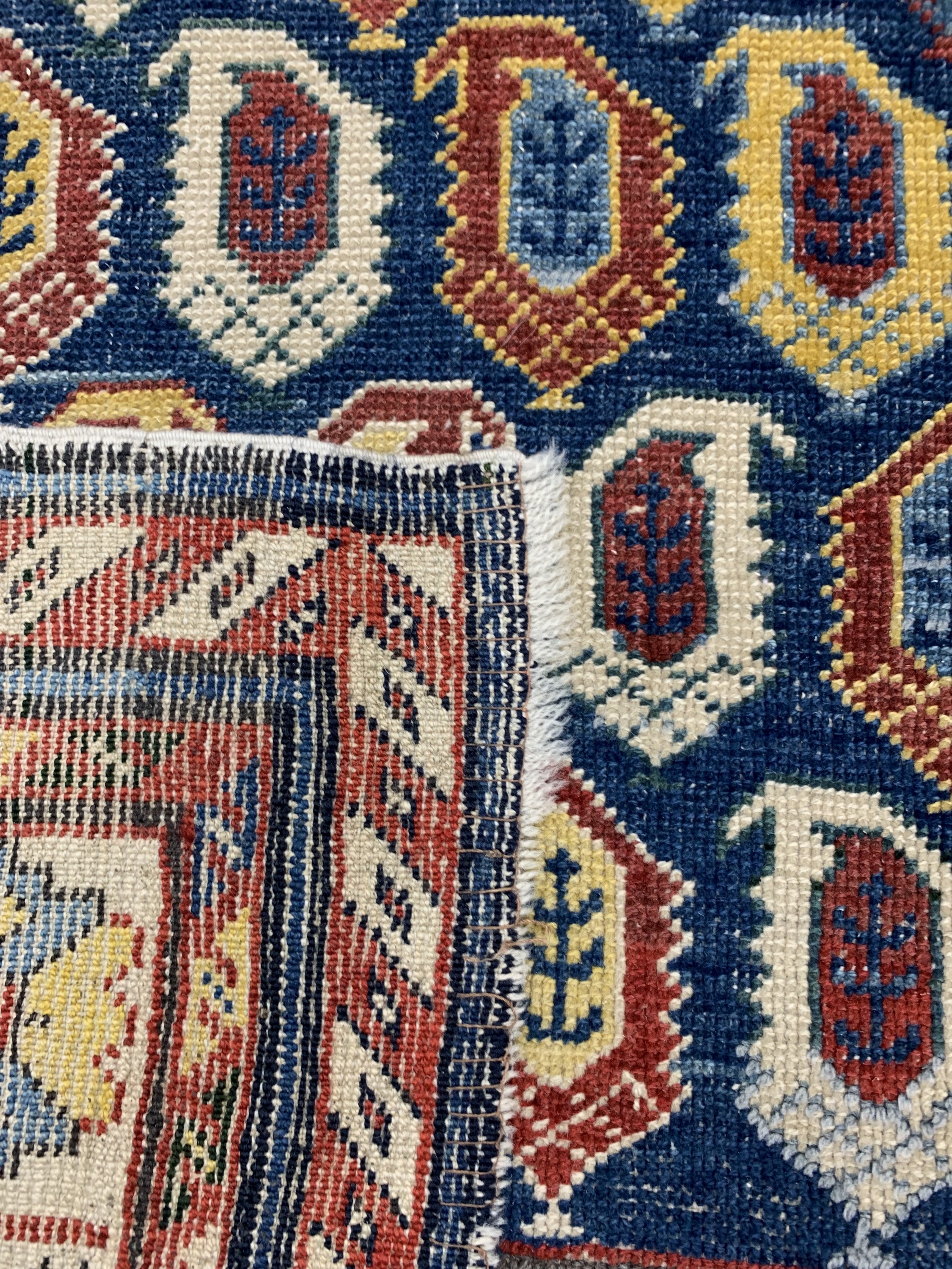 Detail e: Chichi Kazak antik, Kaukasus, um 1900, Wolle auf Wolle, ca. 200 x 135 cm, EHZ: 3