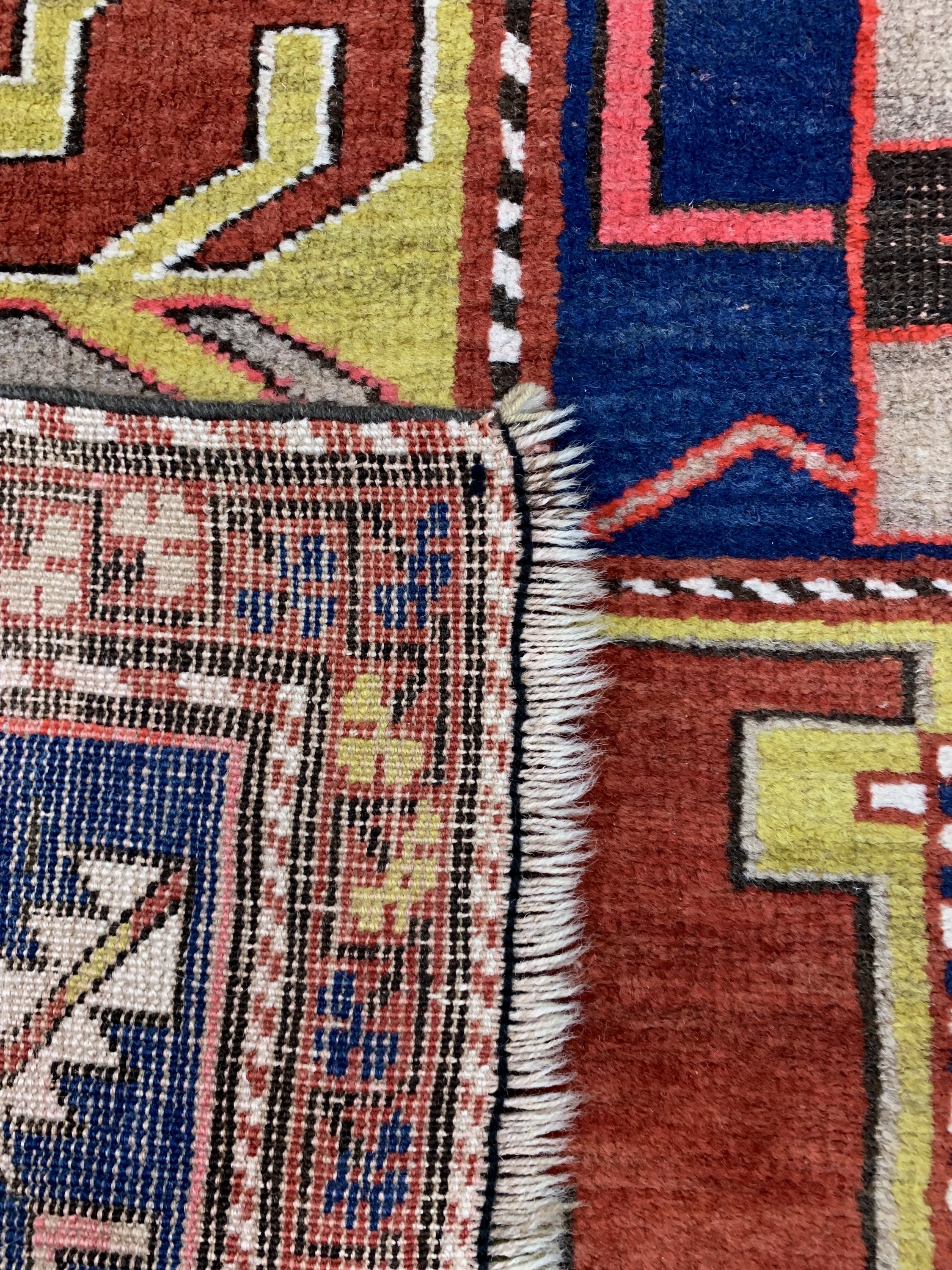 Detail e: Wolkenband Kazak, Kaukasus, Anfang 20.Jhd, Wolle auf Wolle, ca. 220 x 133 cm, EHZ: 3