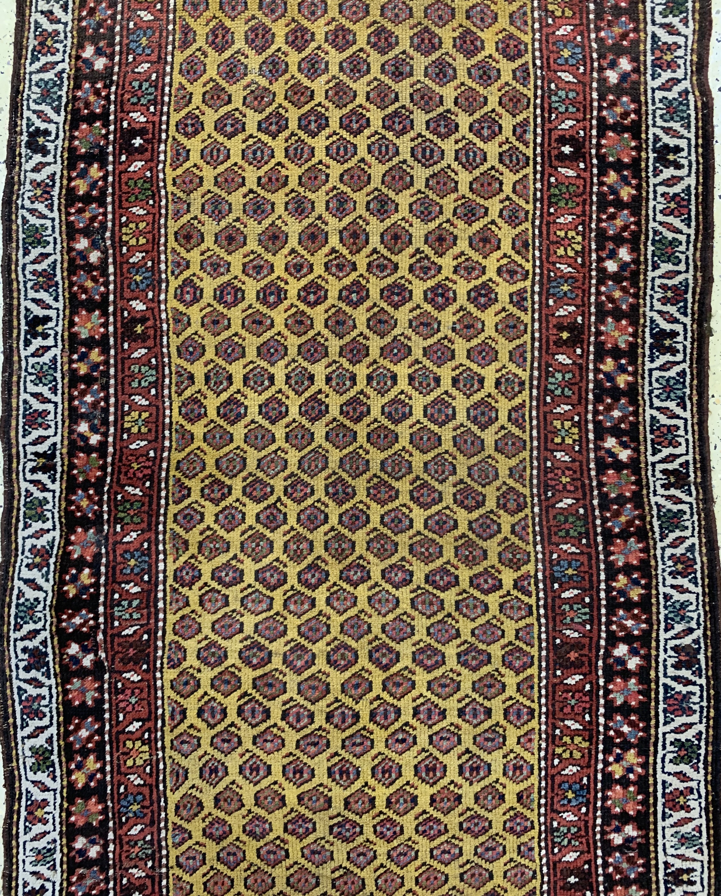 Detail b: Antiker Kordi Dorfteppich, Persien, 19.Jhd,Wolle auf Wolle, ca. 300 x 110 cm, EHZ: 4