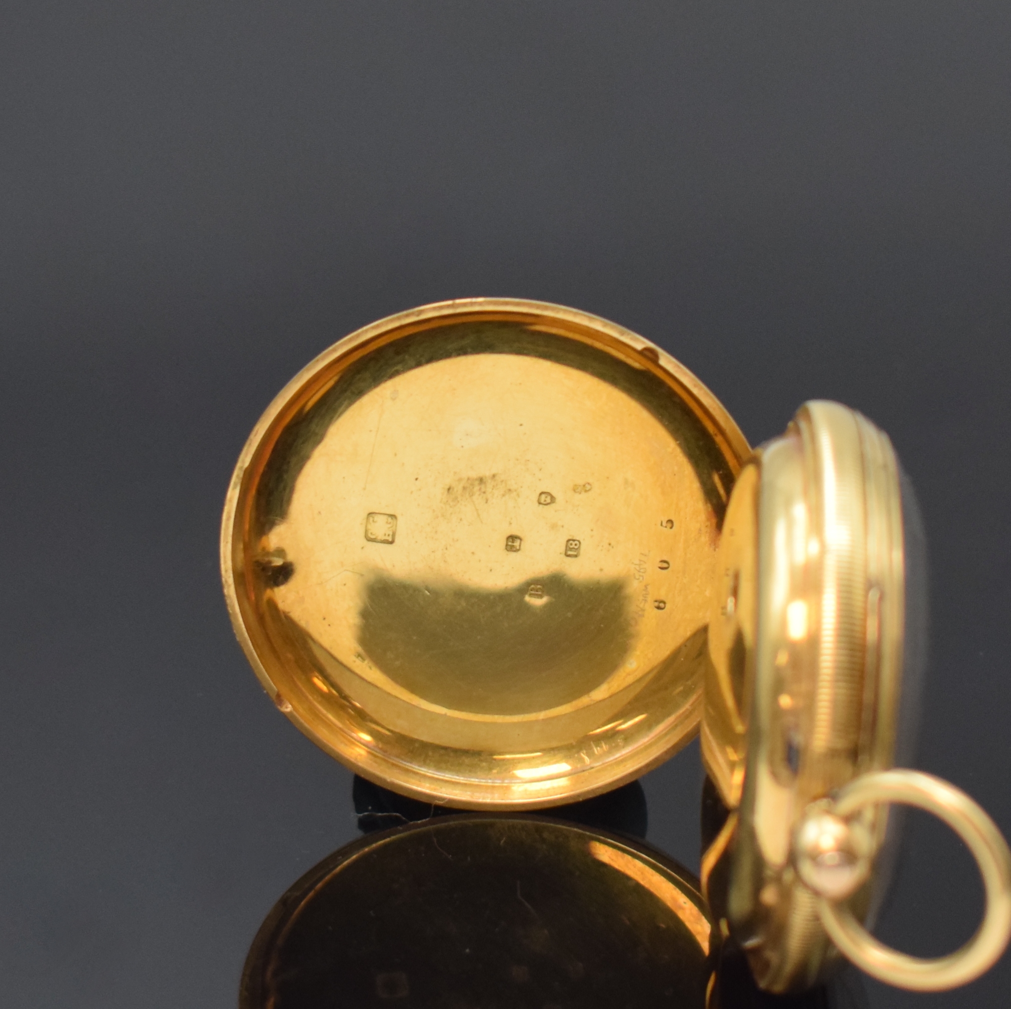 Detail b: JOSEPH PLAYER offene Taschenuhr in GG 750/000, England lt. Hallmark 1869, Schlüsselaufzug, Rückdeckel floral grav., gold. Zifferbl. m. floraler ...