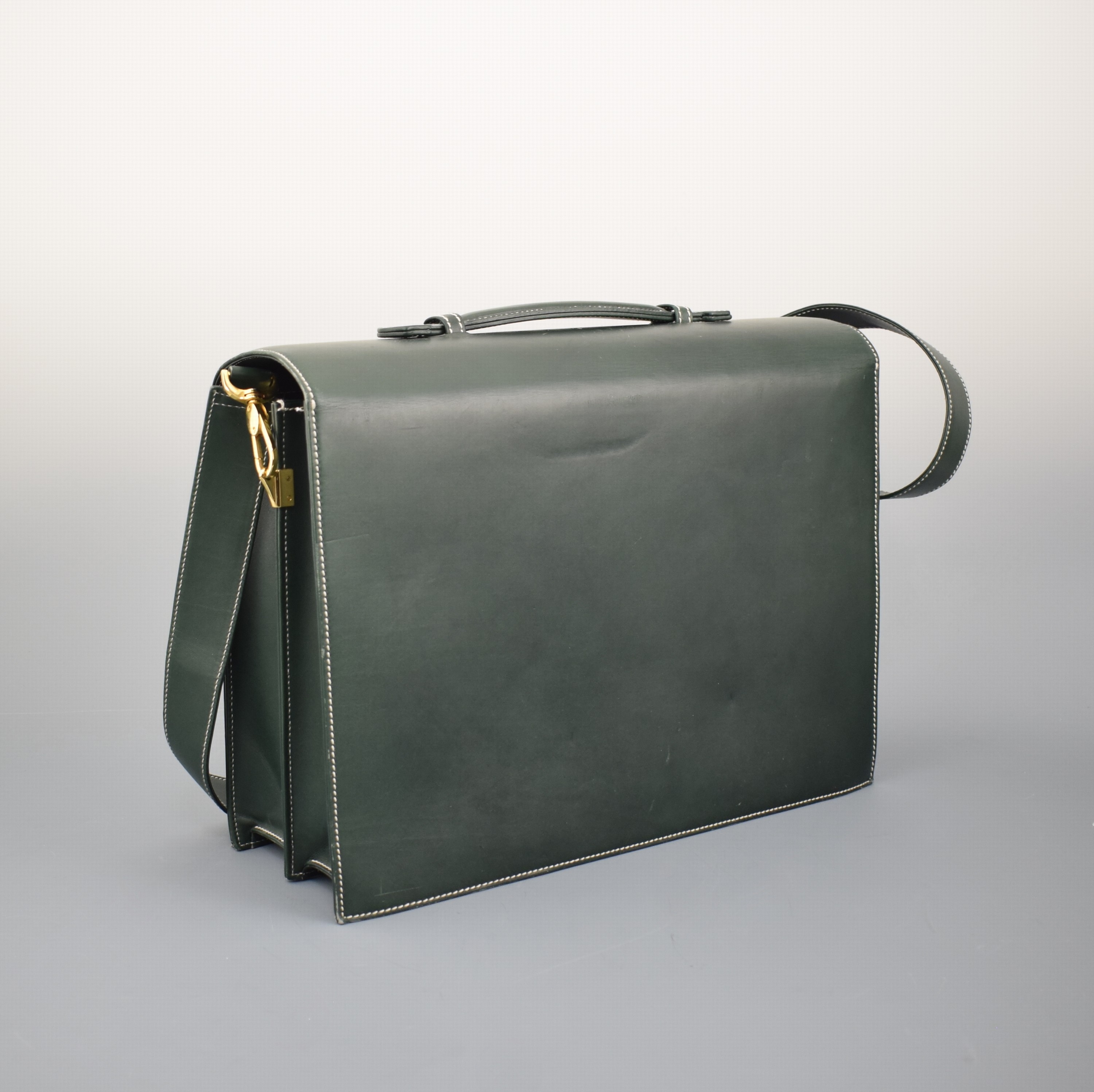 Detail c: The British Masters Tasche mit Zahlenschloss und 3 Vorlage-Tablets für Uhren, Leder, Vorlage-Tablets f. jeweils 8 Uhren, M. ca. 32 x 42 x 15 cm, ...