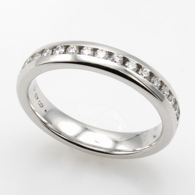 Image 26878077 - Halbmemoryring mit Brillanten, WG 750/000, Brill. zus. ca. 0.25 ct feines Weiß/si ...