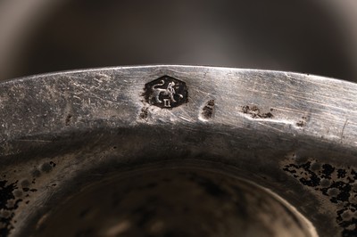 26879258a - Silber Doppelhenkelschale, Niederlande, ab 1935, 835er-Silber,Fuß und Schale ...