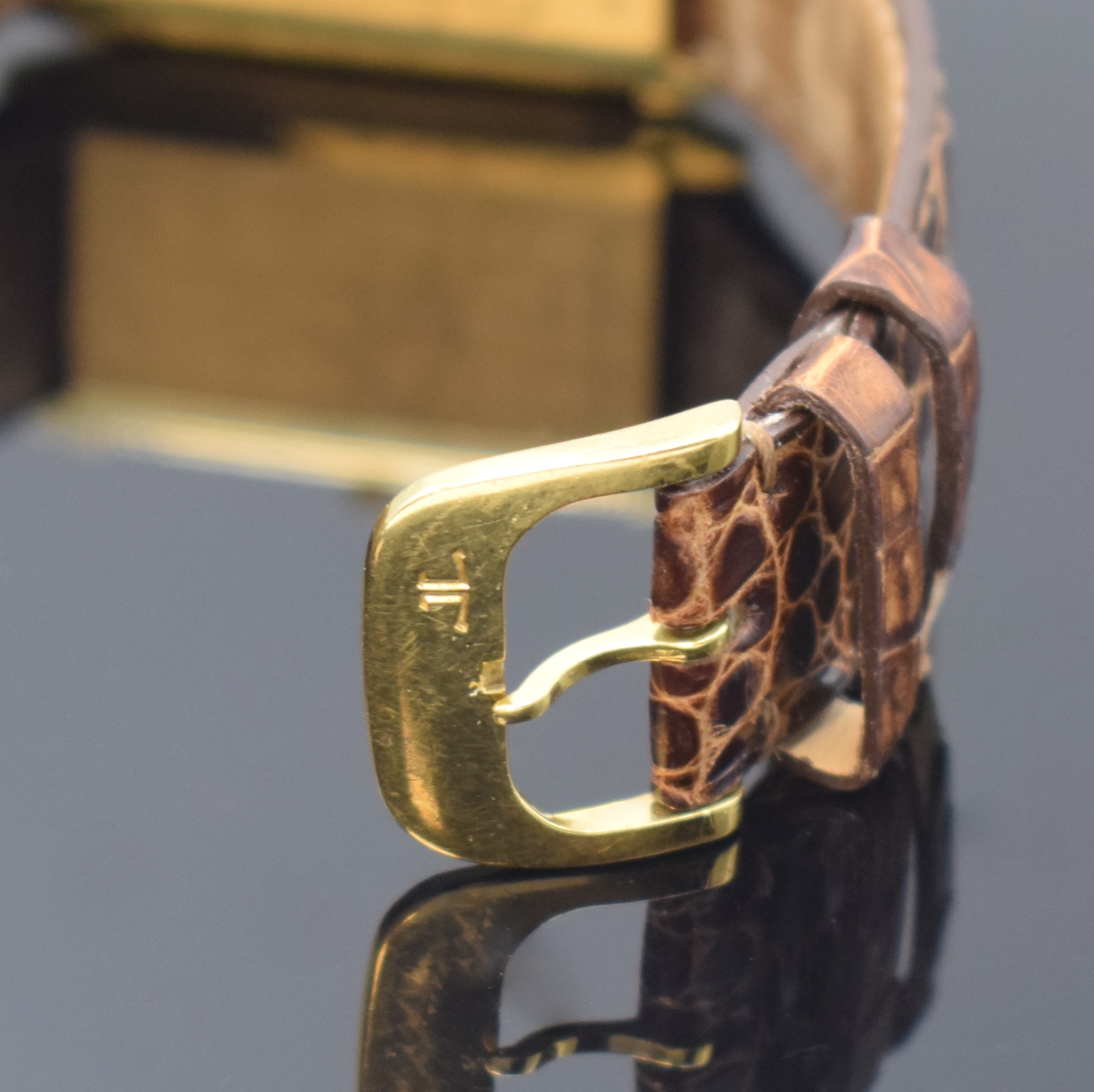 Detail b: Jaeger-LeCoultre Armbanduhr Reverso Classique Referenz 250.1.86 in GG 750/000, Schweiz um 1995, Handaufzug, um 180 Grad drehbares Wendegeh. inkl. ...