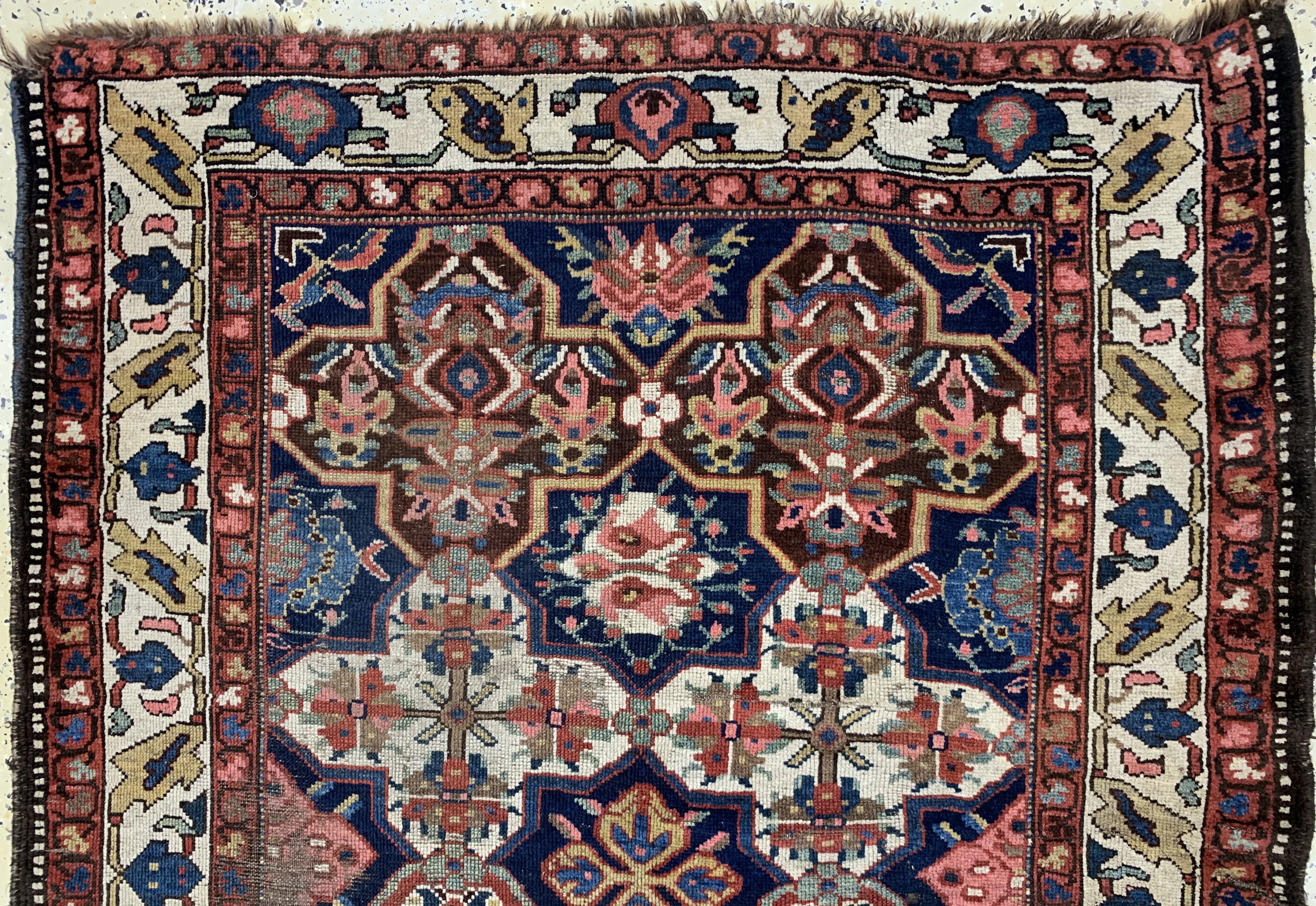 Detail a: Bachtiar antik, Persien, 19.Jhd, Wolle auf Wolle, ca. 230 x 150 cm, EHZ: 4
