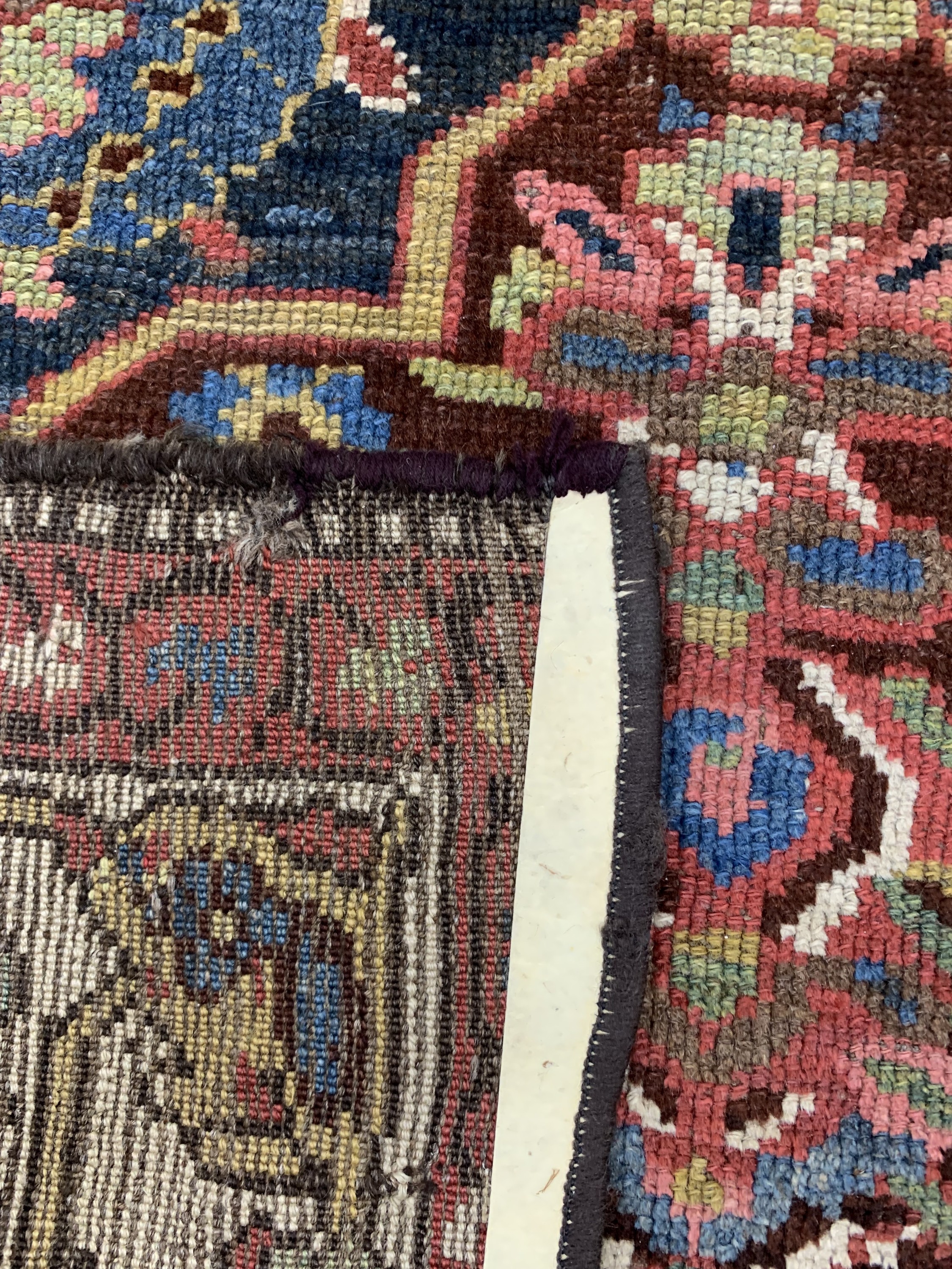 Detail e: Bachtiar antik, Persien, 19.Jhd, Wolle auf Wolle, ca. 230 x 150 cm, EHZ: 4