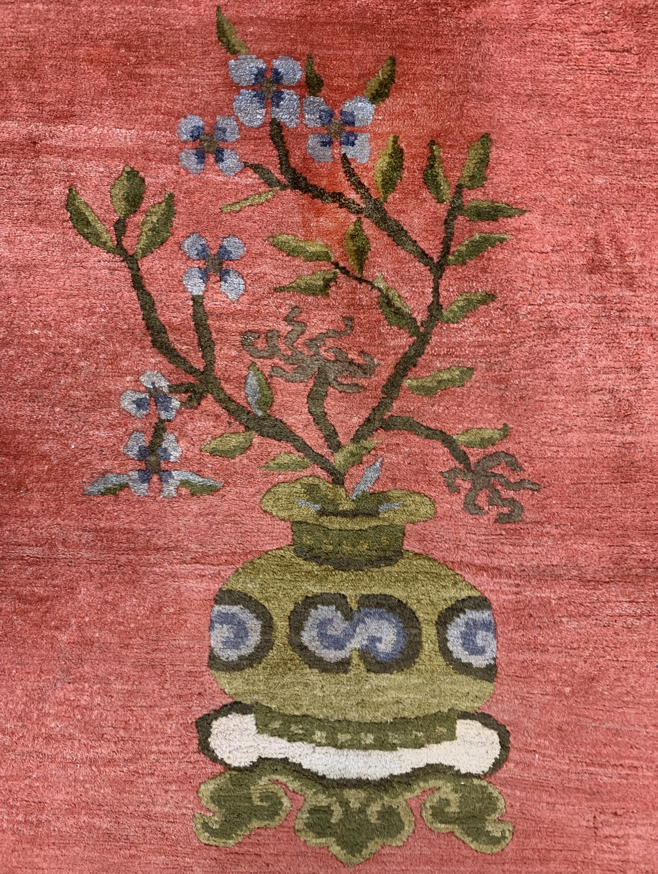 Detail a: Vasen-Teppich, Mongolai, Mitte 20.Jhd, Wolle auf Baumwolle, ca. 155 x 136 cm, EHZ: 2