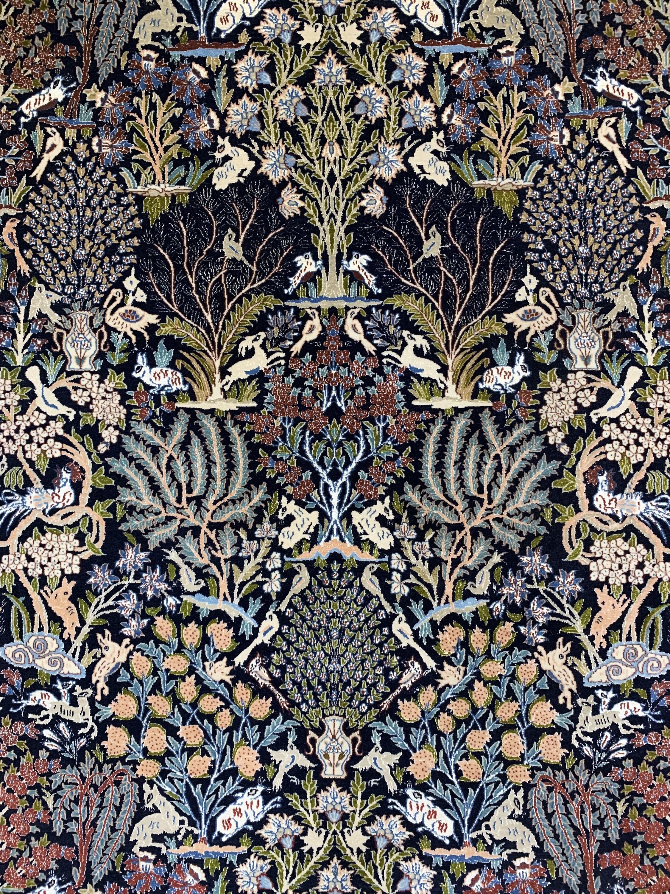 Detail d: Nain fein(6 La), Persien, signiert"PahlevanSafaie", Mitte 20.Jhd, Korkwolle mit Seide, ca. 297 x 199 cm, EHZ:(nahezu neuwertig).