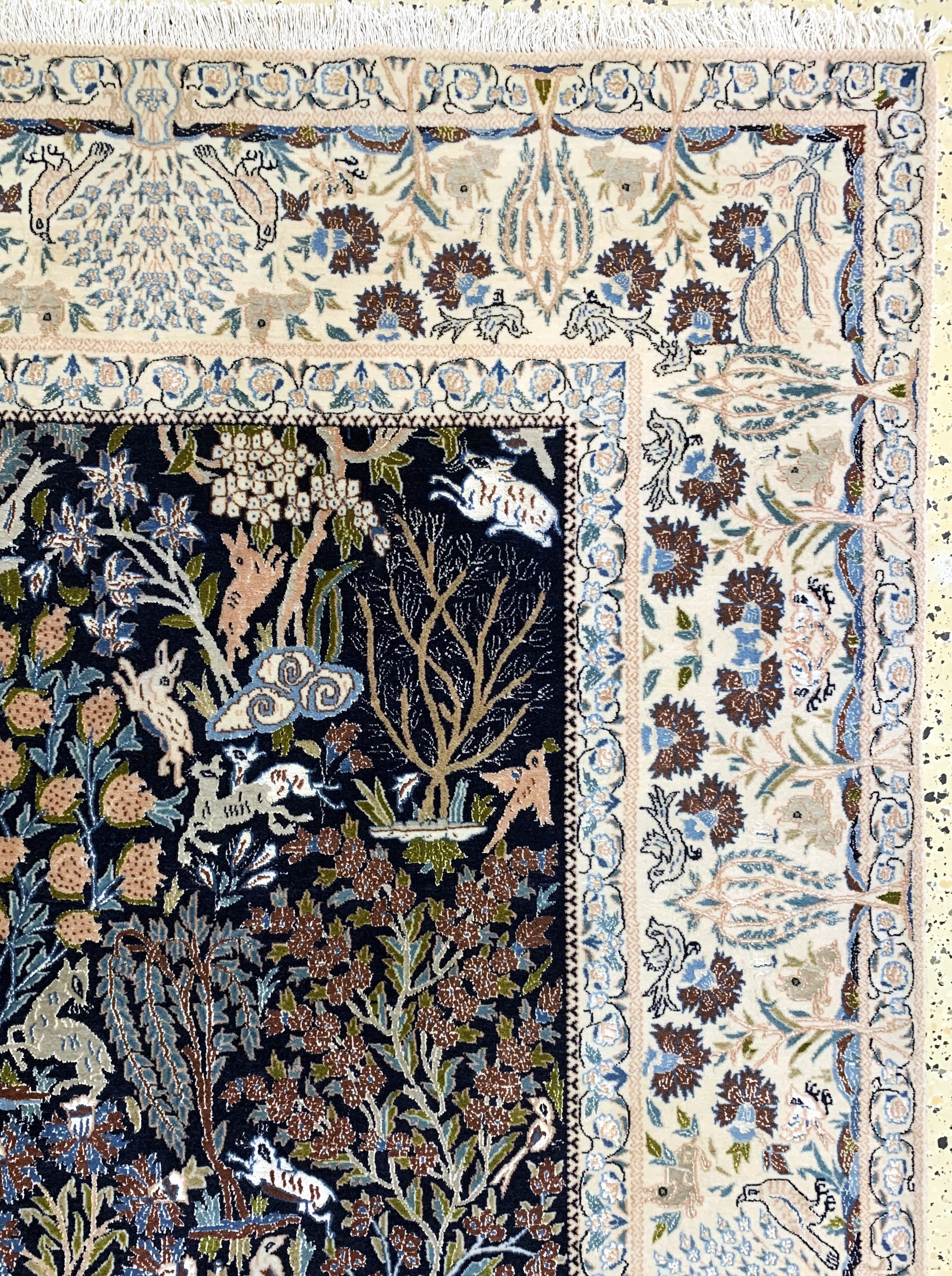 Detail g: Nain fein(6 La), Persien, signiert"PahlevanSafaie", Mitte 20.Jhd, Korkwolle mit Seide, ca. 297 x 199 cm, EHZ:(nahezu neuwertig).