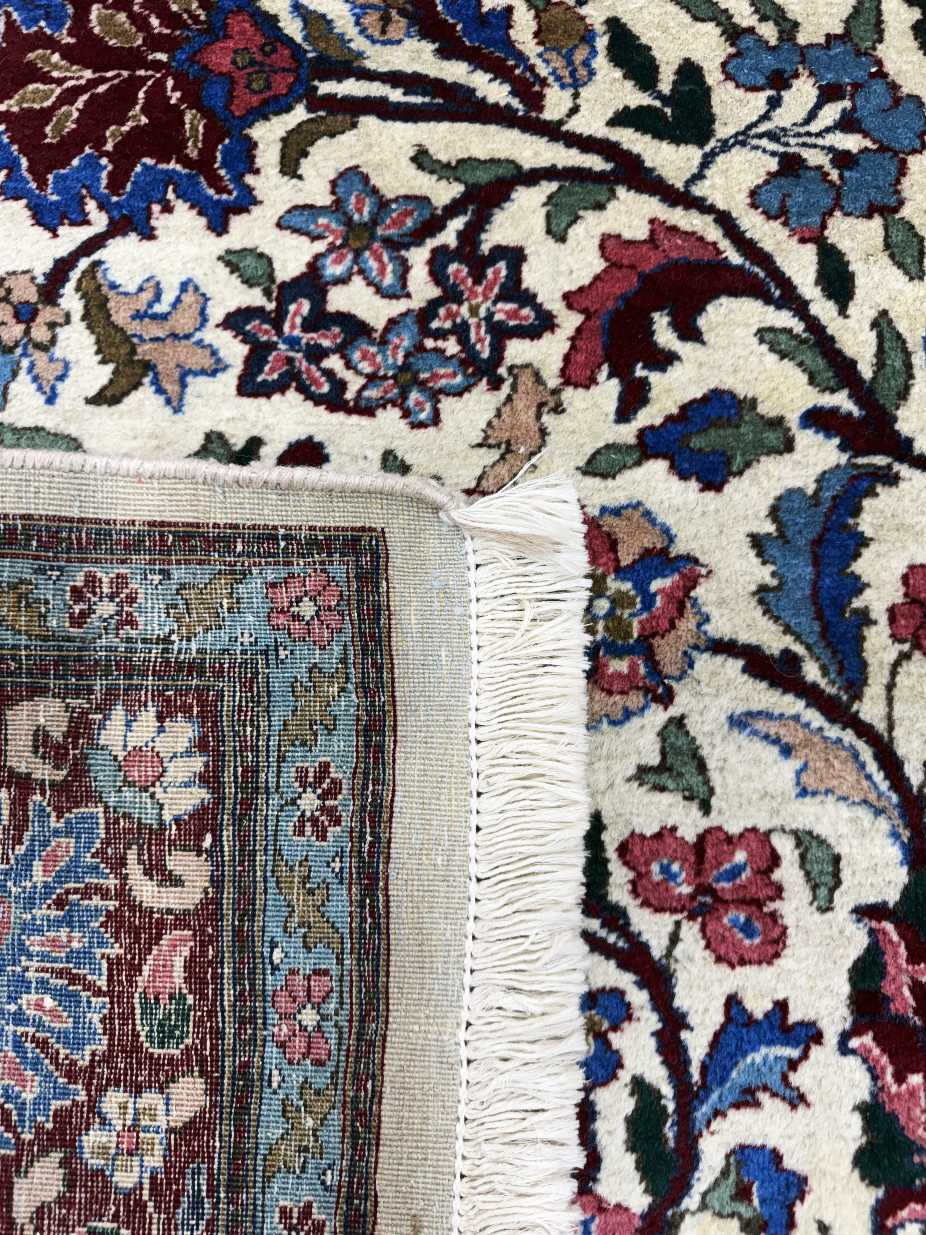 Detail g: Hereke alt, Türkei, Mitte 20.Jhd, Wolle aufBaumwolle, ca. 305 x 205 cm, EHZ: 2