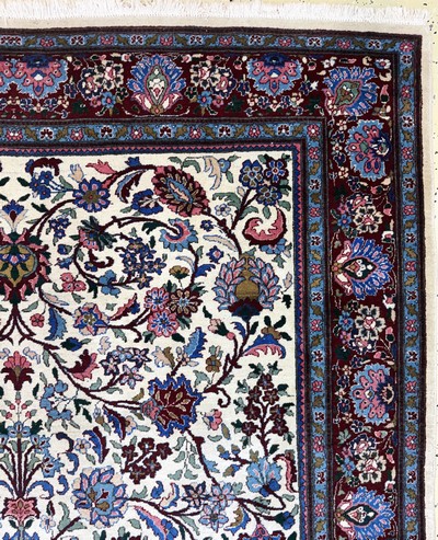 26879943e - Hereke alt, Türkei, Mitte 20.Jhd, Wolle aufBaumwolle, ca. 305 x 205 cm, EHZ: 2 ...