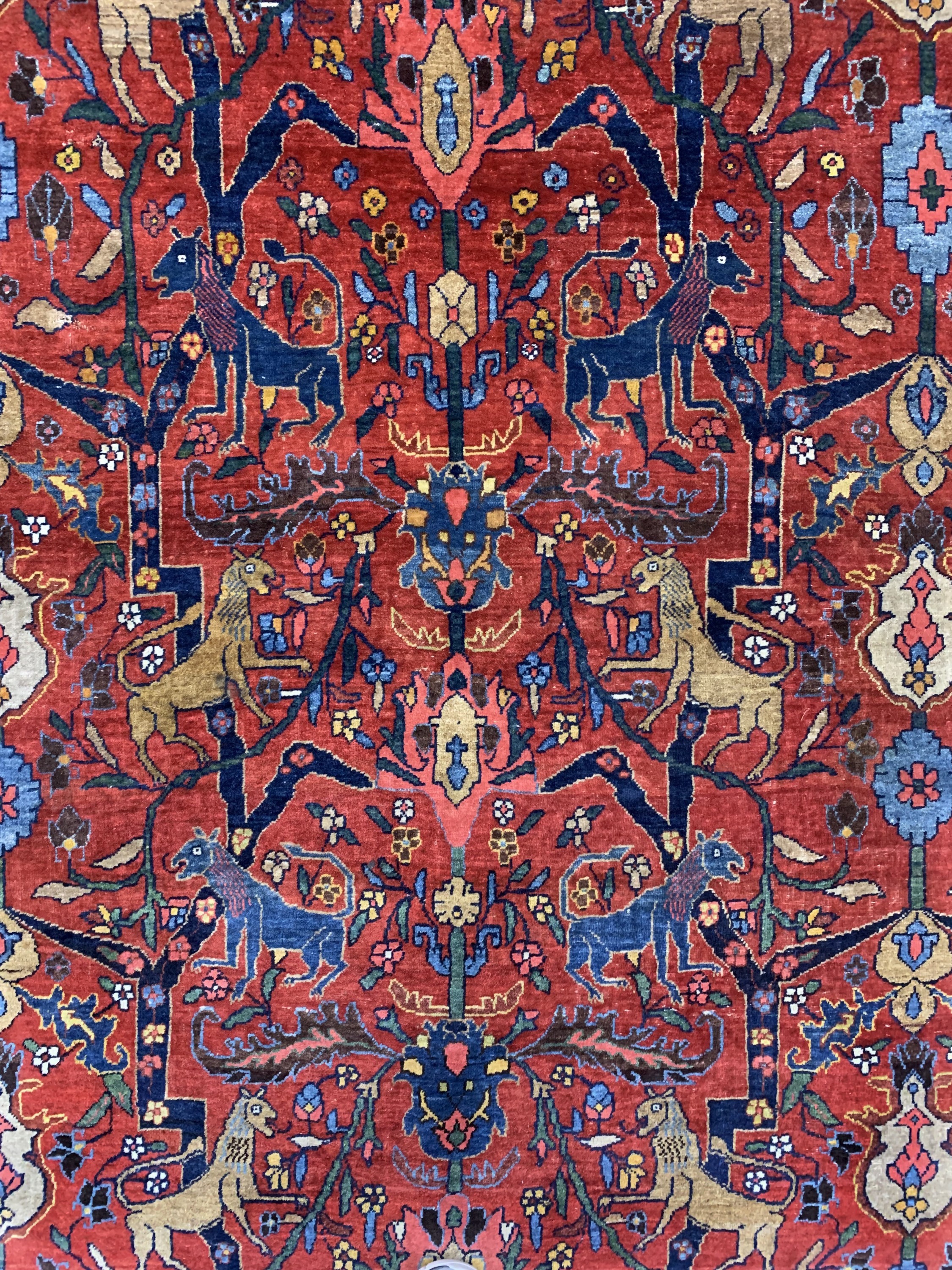 Detail c: Antiker Bidjar, Persien, um 1900, Wolle aufWolle, ca. 400 x 290 cm, minimaler Mottenfraß,EHZ: 2