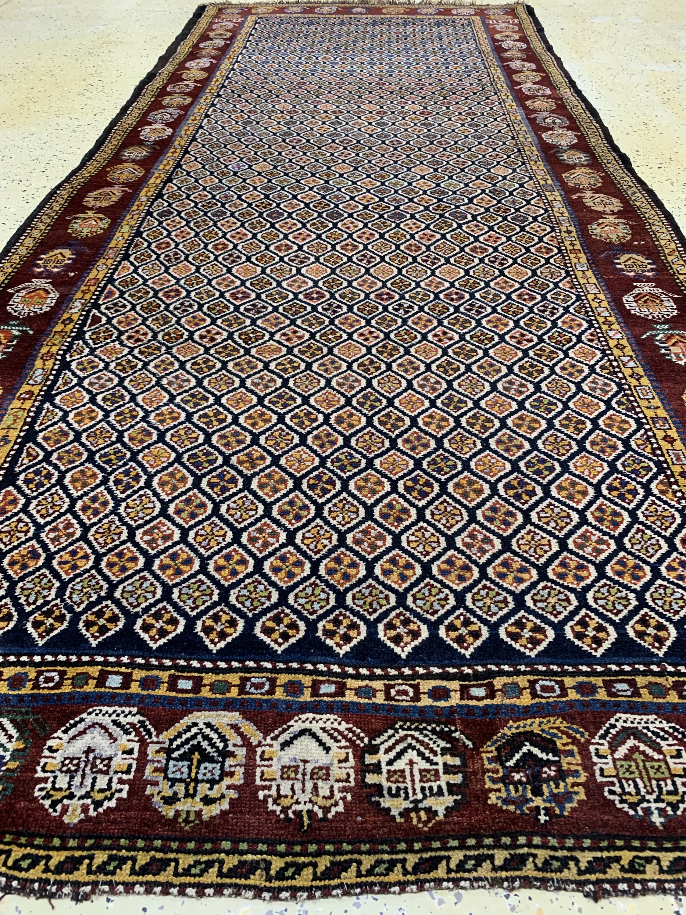 Detail e: Kordi Dorfteppich, Persien, datiert 1322(1901), Wolle auf Wolle, ca. 313 x 130 cm,EHZ: 2