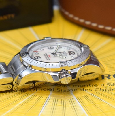 26880755c - BREITLING Colt Armbanduhr Chronometer Referenz A77388 in Stahl, quarz, Boden u. Krone ...