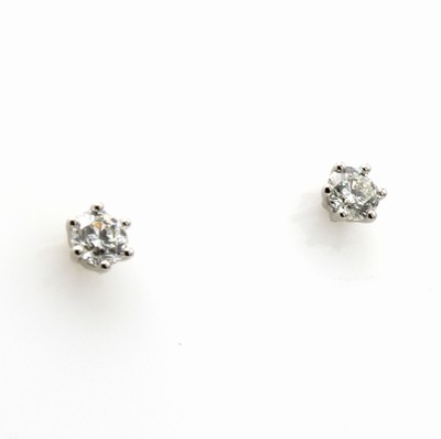 Image Paar Ohrstecker mit Brillanten, WG 750/000, 2 Brill. zus. ca. 0.50 ct Weiß/si, in ...