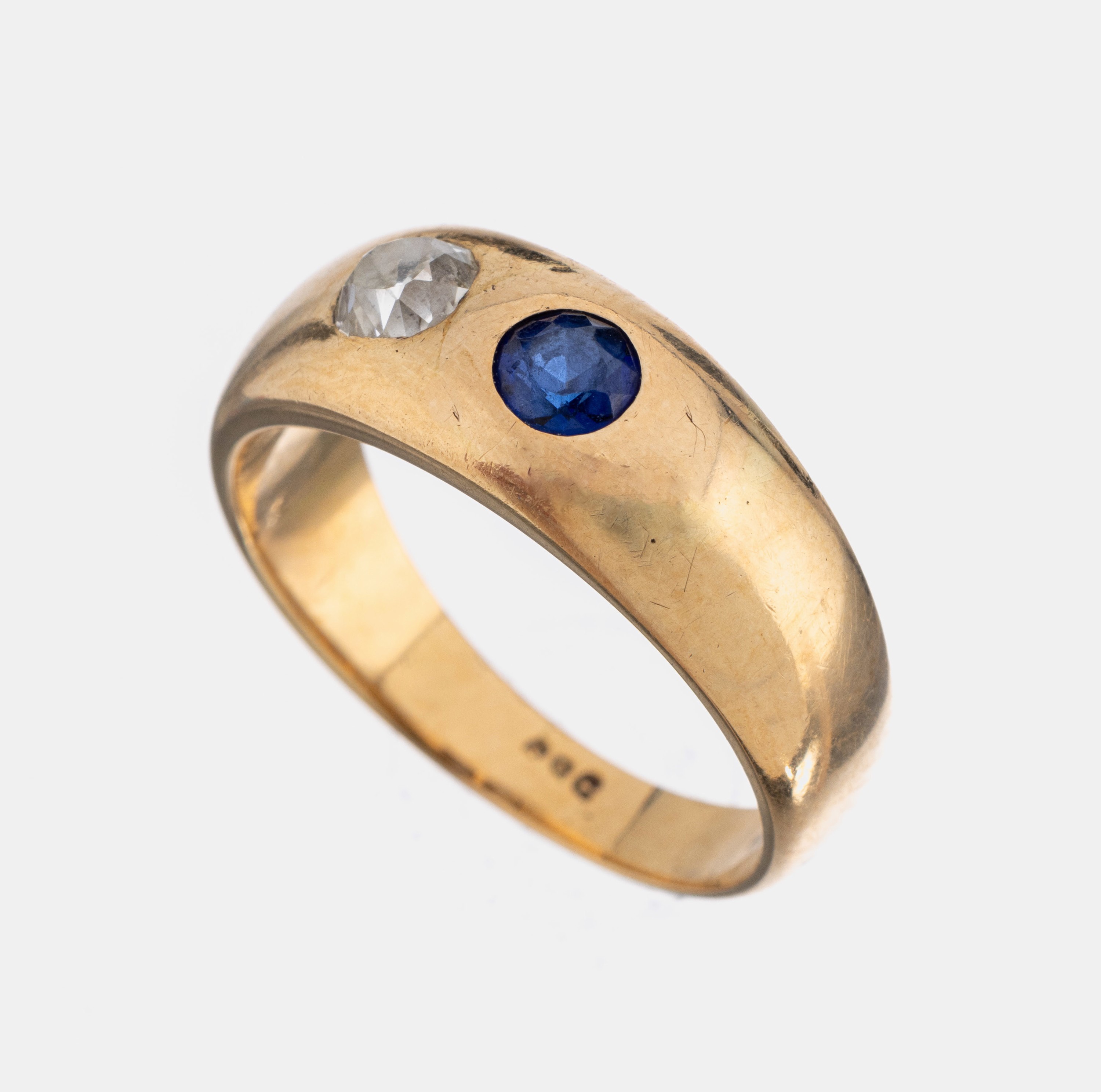 14 kt Gold Diamant-Saphir-Ring, um 1920, GG585/000, 1 Altschliffdiamant ca. 0.20 ct l.get.Weiß/si, 1 rundfacett. Saphir ca. 0.10 ct, RW 54, ca. 5.5 ...