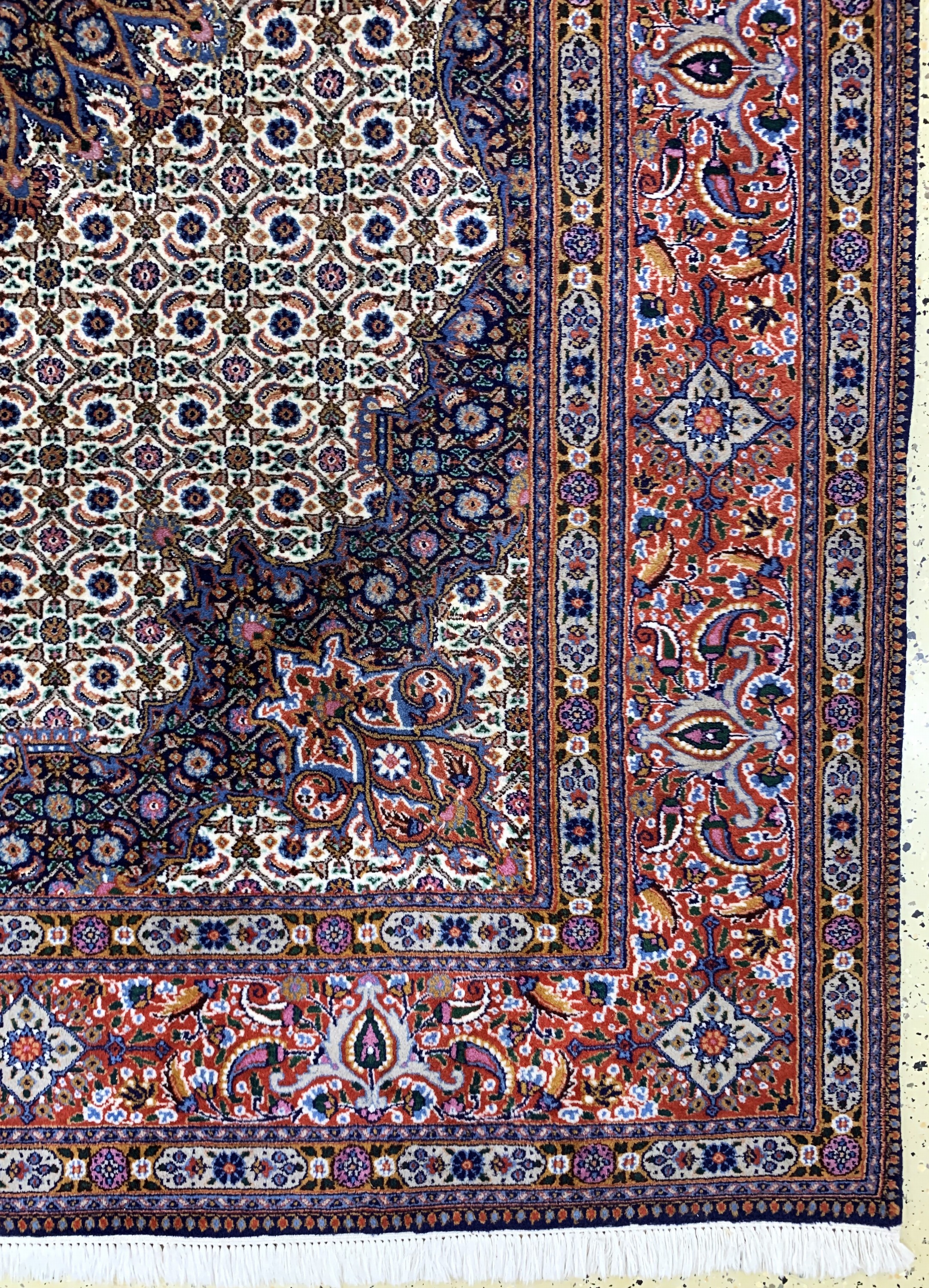 Detail a: Mud fein, Persien, Ende 20.Jhd, Korkwolle mit Seide, ca. 285 x 200 cm, EHZ: 2