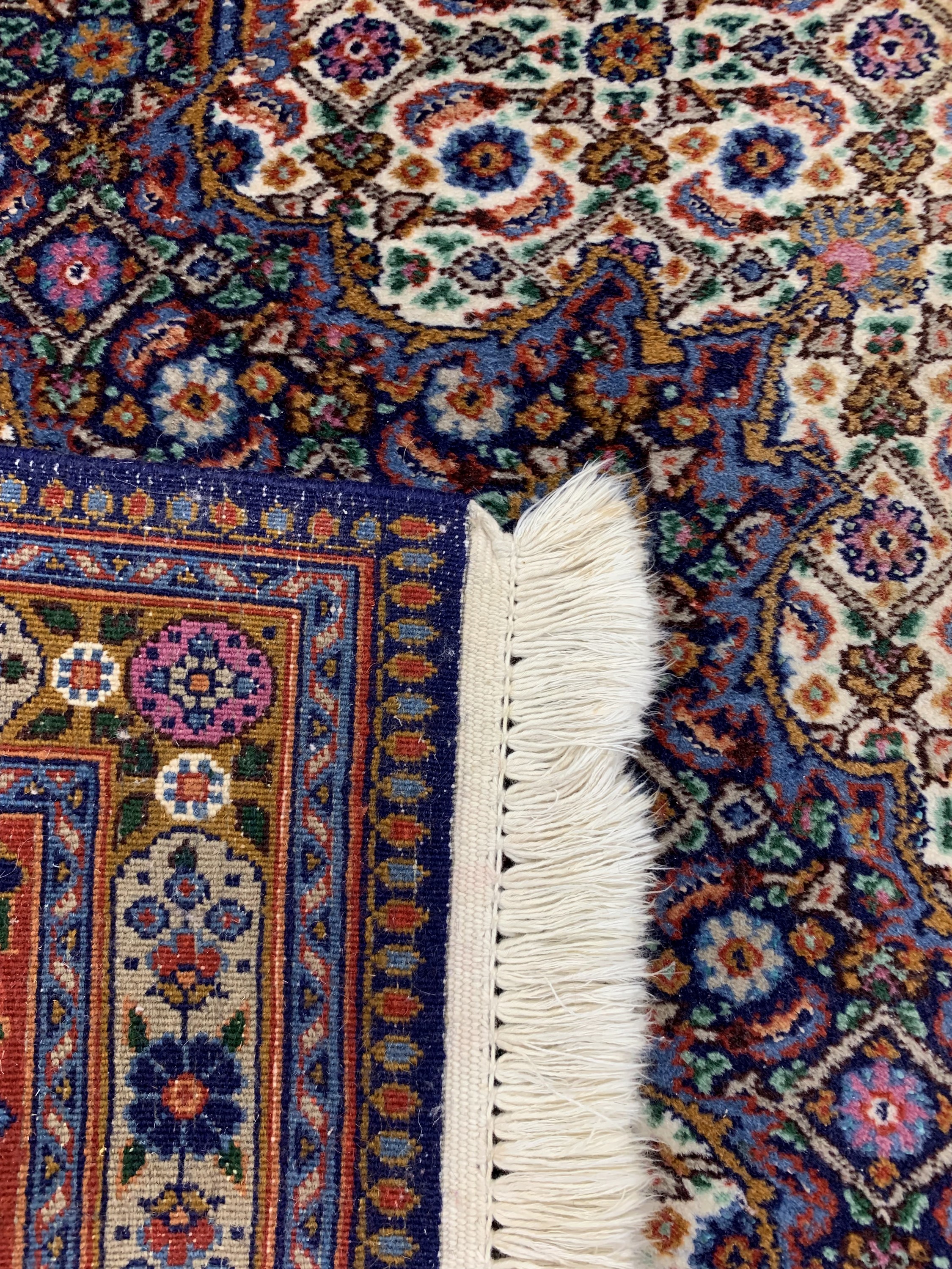 Detail g: Mud fein, Persien, Ende 20.Jhd, Korkwolle mit Seide, ca. 285 x 200 cm, EHZ: 2