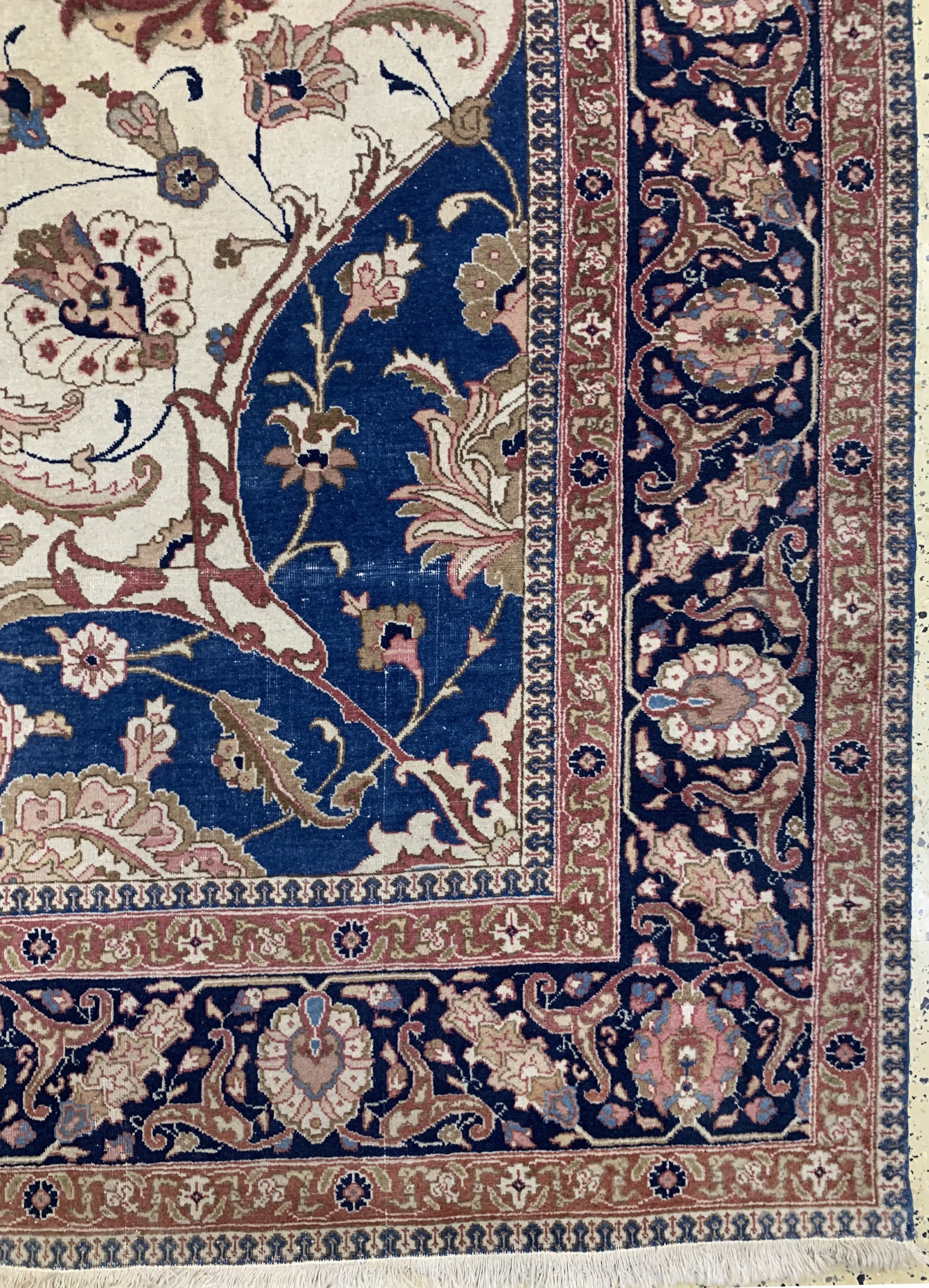Detail a: Täbriz alt, Persien, Anfang 20.Jhd, Wolle auf Baumwolle, ca. 390 x 320 cm, EHZ: 3
