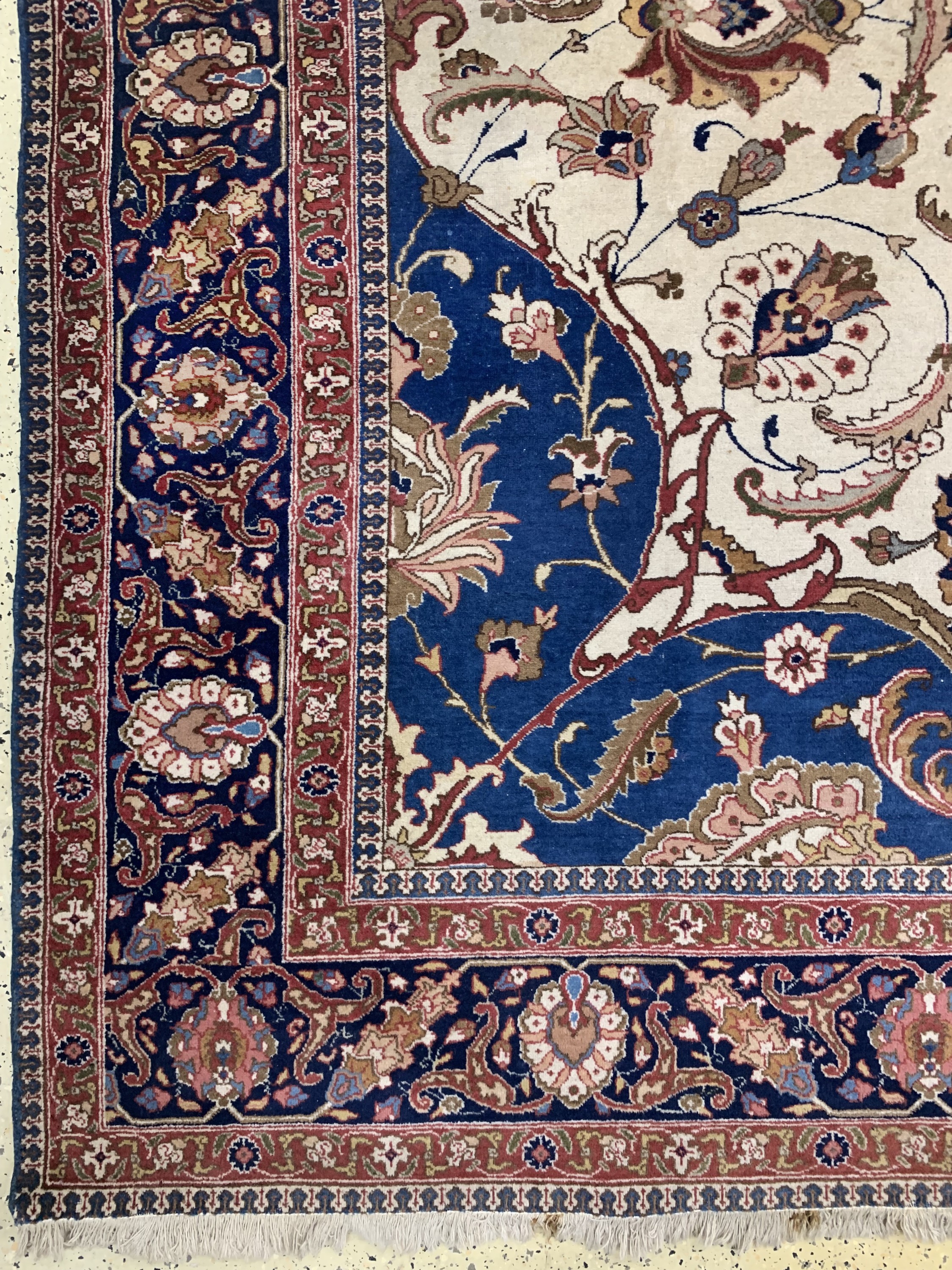 Detail c: Täbriz alt, Persien, Anfang 20.Jhd, Wolle auf Baumwolle, ca. 390 x 320 cm, EHZ: 3