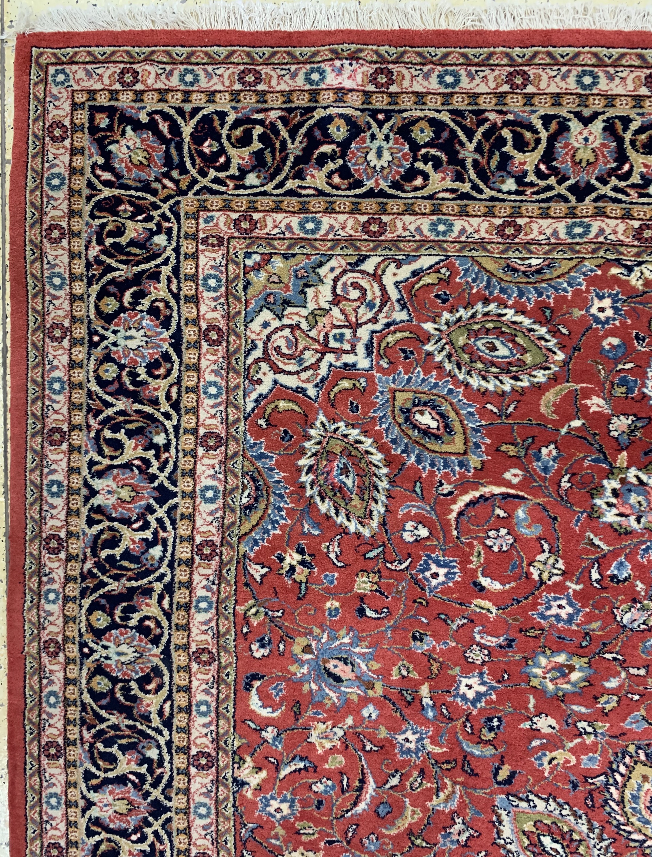 Detail d: Sarogh, Persien, Ende 20.Jhd, Wolle auf Baumwolle, ca. 350 x 265 cm, EHZ: 2