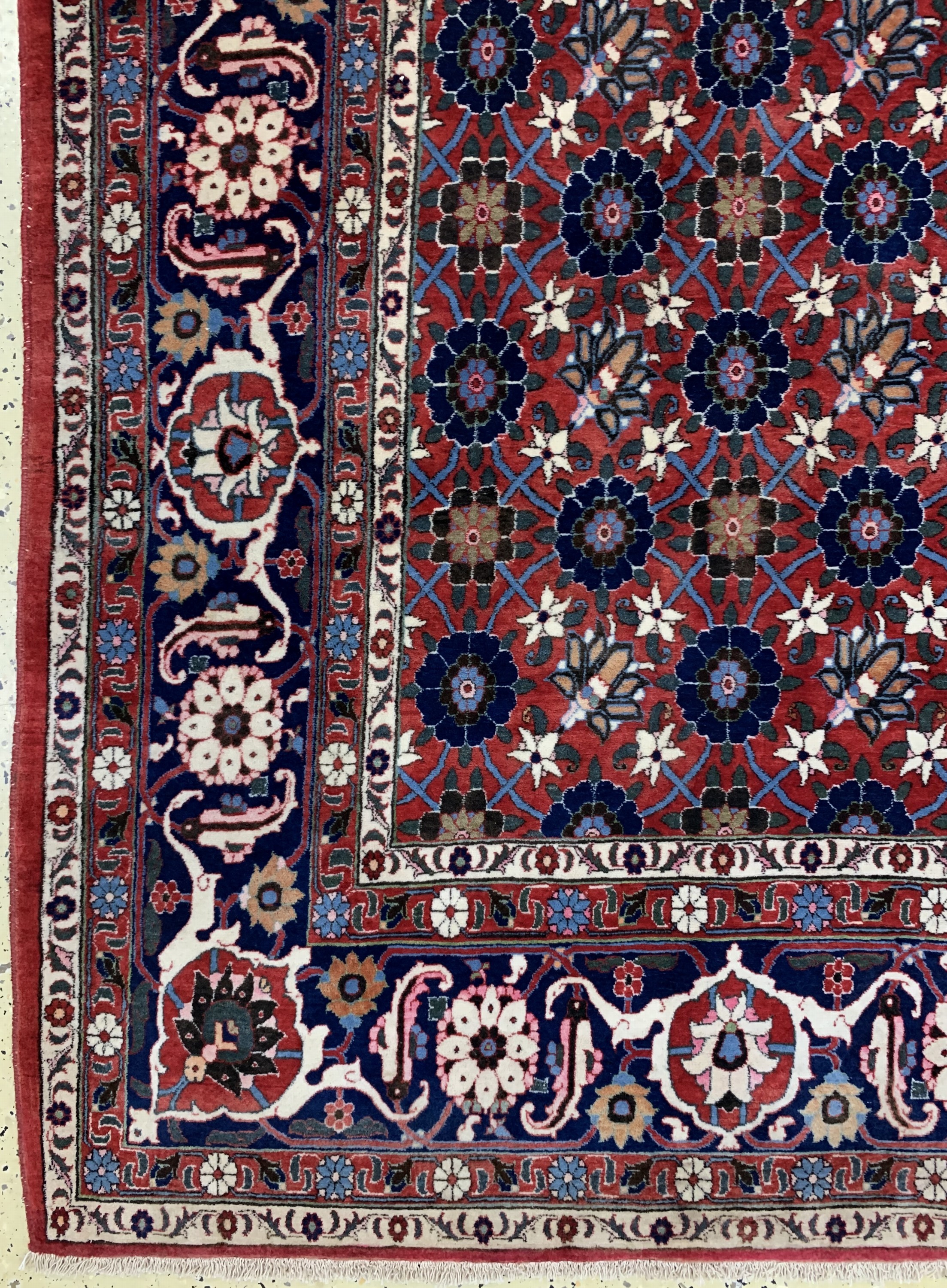 Detail b: Weramin alt, Persien, Mitte 20.Jhd, Wolle auf Baumwolle, ca. 323 x 220 cm, gereinigt, EHZ: 2