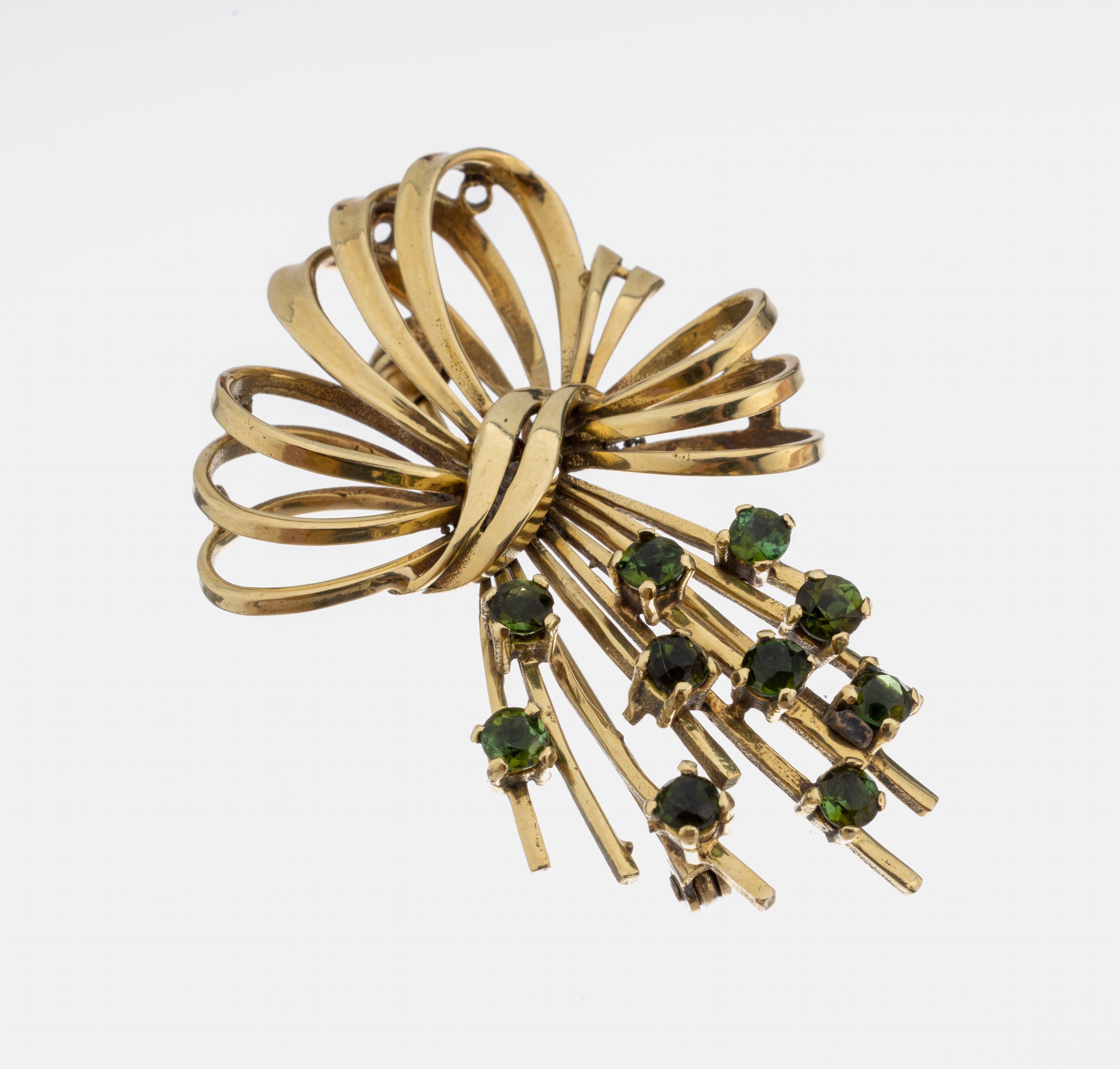 14 kt Gold Turmalin-Brosche, GG 585/000, geschwungene Gestaltung, rundfacett. Turmaline, ca. 4.5 x 3 cm, ca. 10.7 g