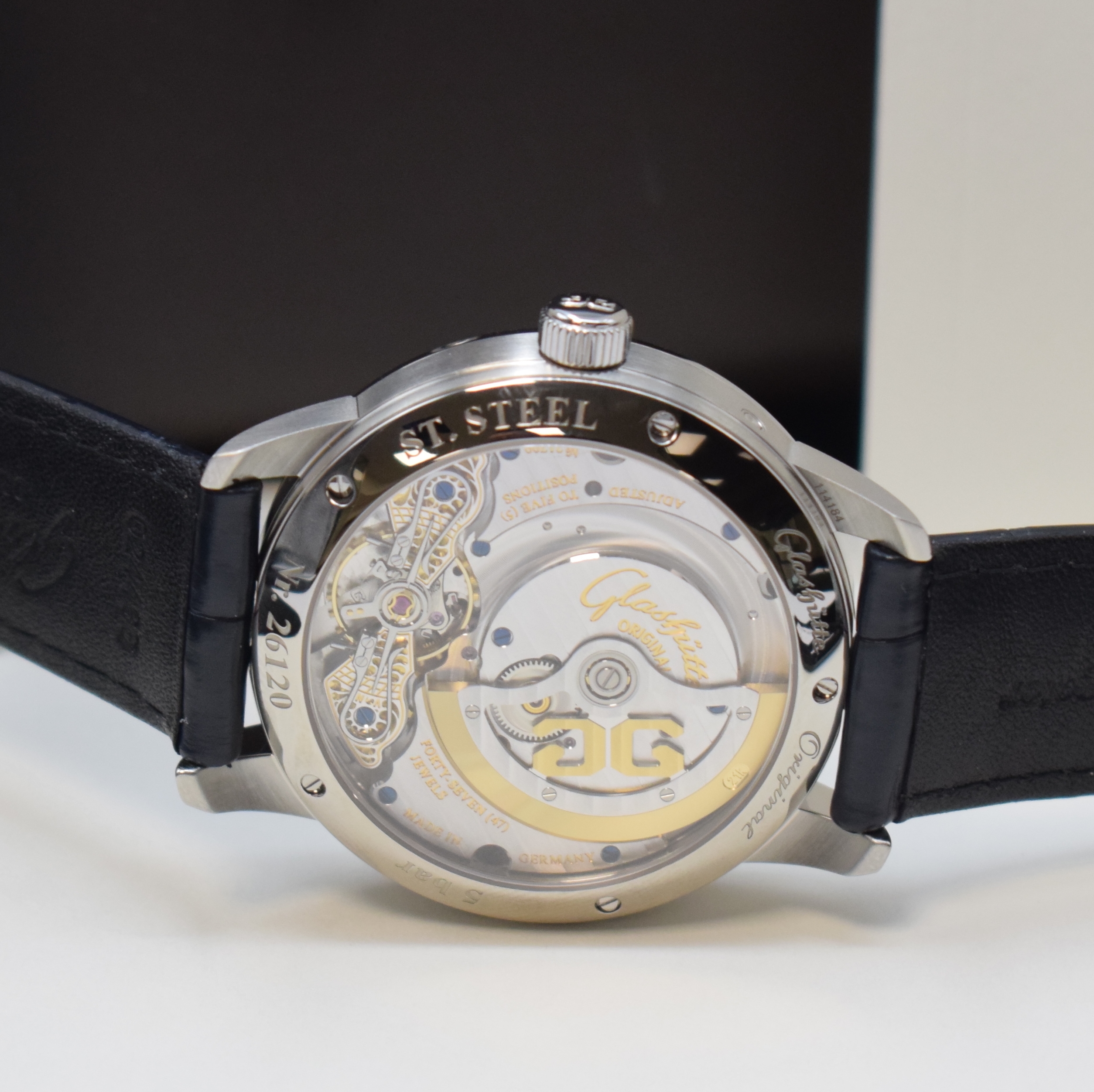 Detail e: GLASHÜTTE ORIGINAL ungetragene, nahezu neuwertige Herrenarmbanduhr PanoMaticLunar Referenz 1-90-02-46-32-01, Automatik, beids. vergl. Edelstahlgeh. ...