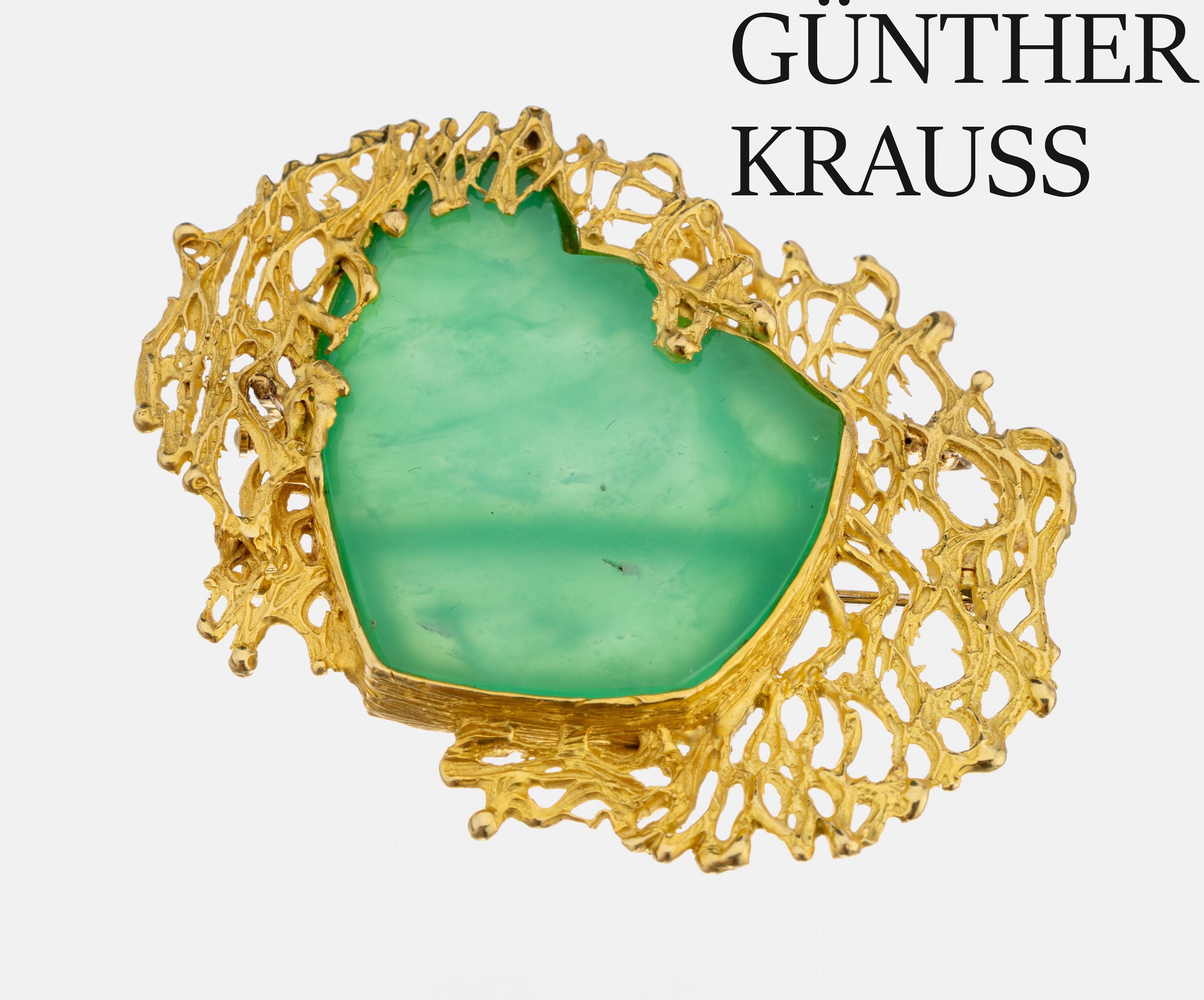 18 kt Gold Achat-Brosche, GG 750/000, Hersteller GÜNTHER KRAUSS, bekannter Goldschmied aus Stuttgart, abstrakte qualitätvolle Verarbeitung, gr. ...