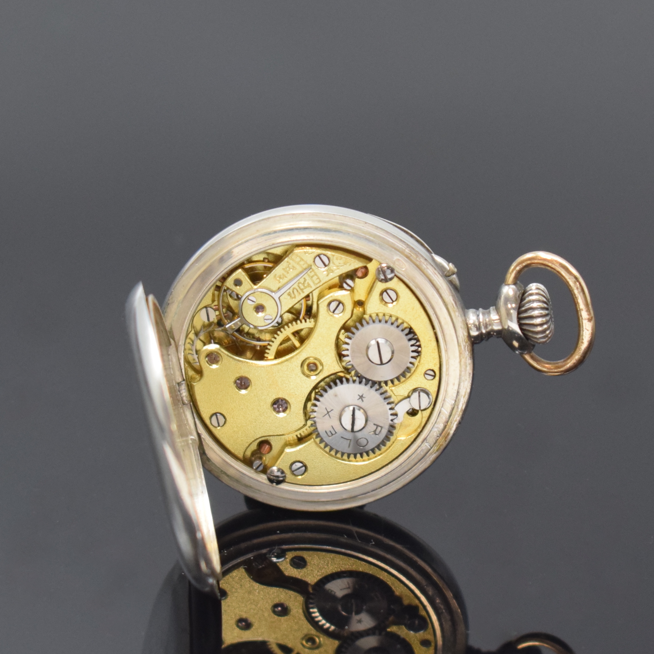 Detail e: ROLEX offene Damentaschenuhr in Silber, Schweiz um 1920, glattes Geh., Emailzifferbl. m. arab. Zahlen, kl. Sek. b. 6, gebl. Birnenzeiger, verg. Werk, ...