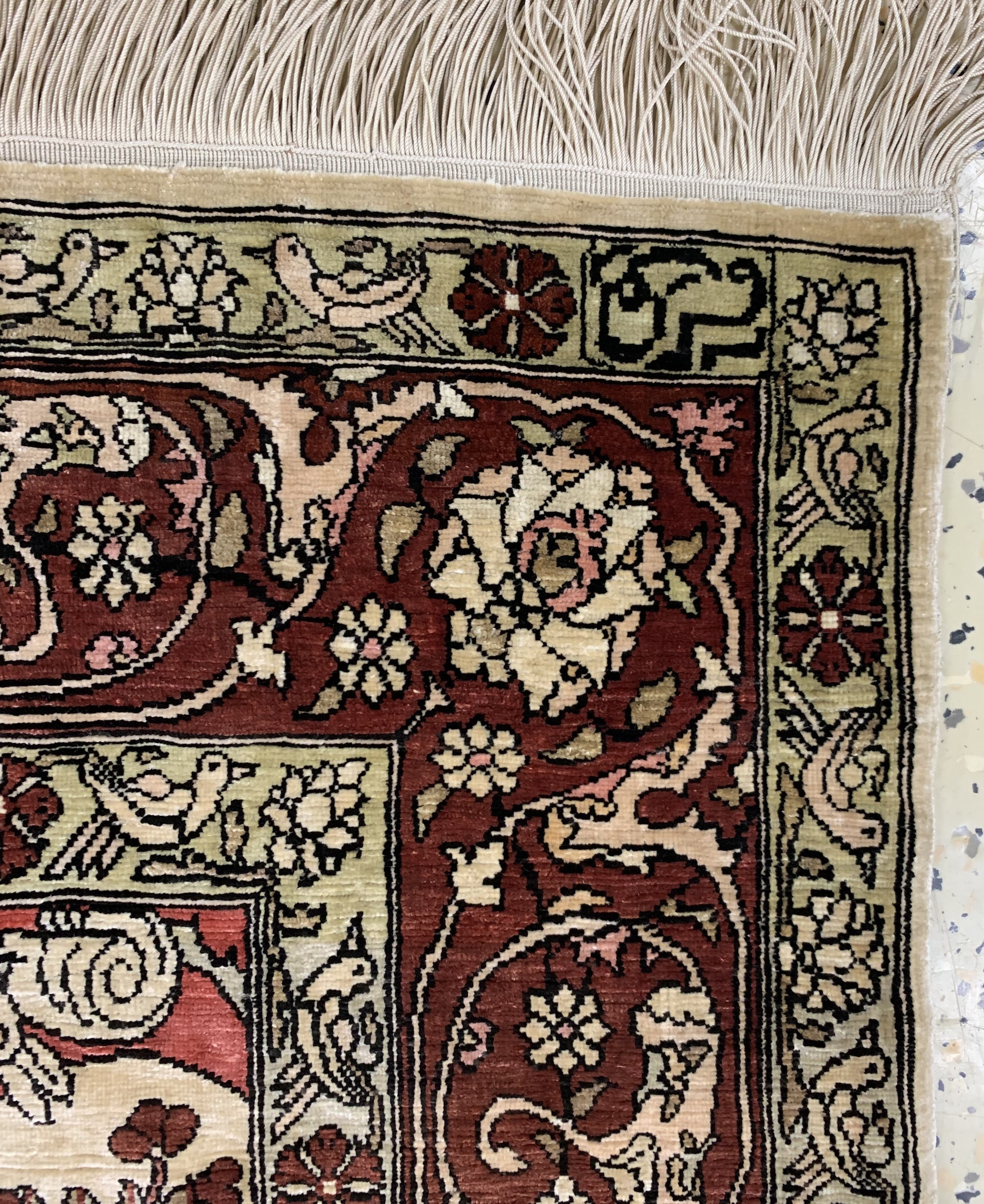 Detail d: Hereke Seide fein sign., Türkei, Mitte 20.Jhd., reine Naturseide(Metallbroschiert), ca. 111 x 75 cm, ca. 1,0 Mio. Kn/qm, EHZ: 1-2