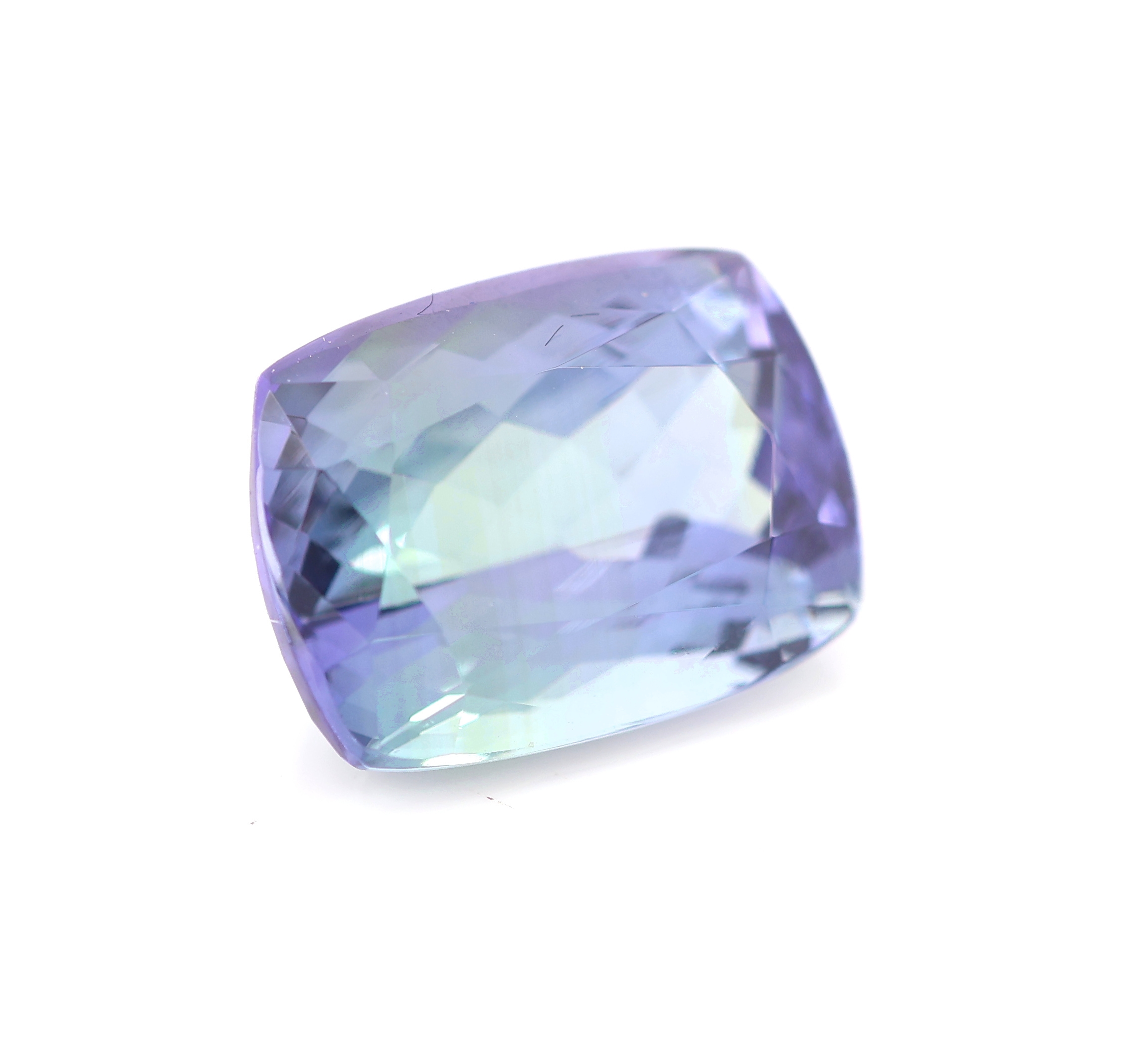 Detail a: Loser Tansanit, ca. 5.23 ct, facett. Kissen, Farbwechsel, 11.3 x 8.5 mm, mit Zertifikat