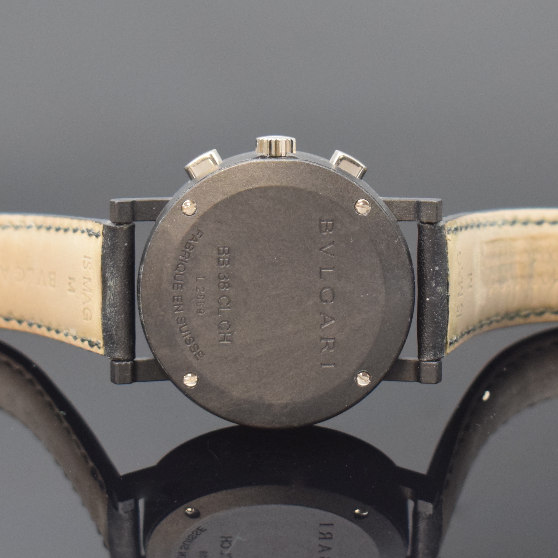 Detail e: BULGARI Carbongold Armbandchronograph Referenz BB 38 CL CH, Schweiz um 2009 zum 125 Jährigen Jubiläum, quarz, Boden 4-fach verschr., orig. ...