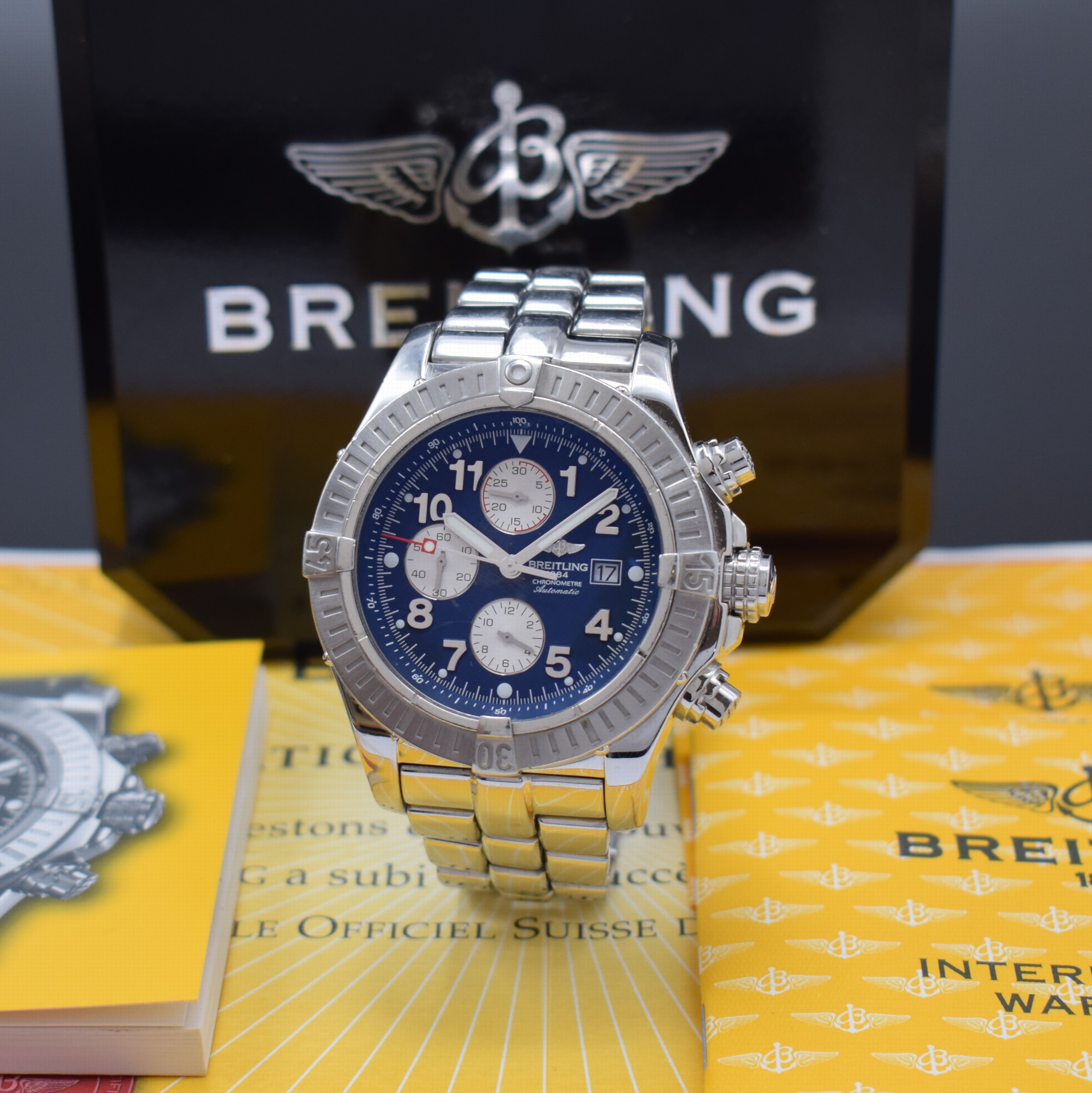 BREITLING Chronometer Armbandchronograph Modell Super Avenger Referenz A13370, Schweiz verk. lt. beil. Pap. 01/2005, Automatik, Edelstahlgeh. inkl. ...