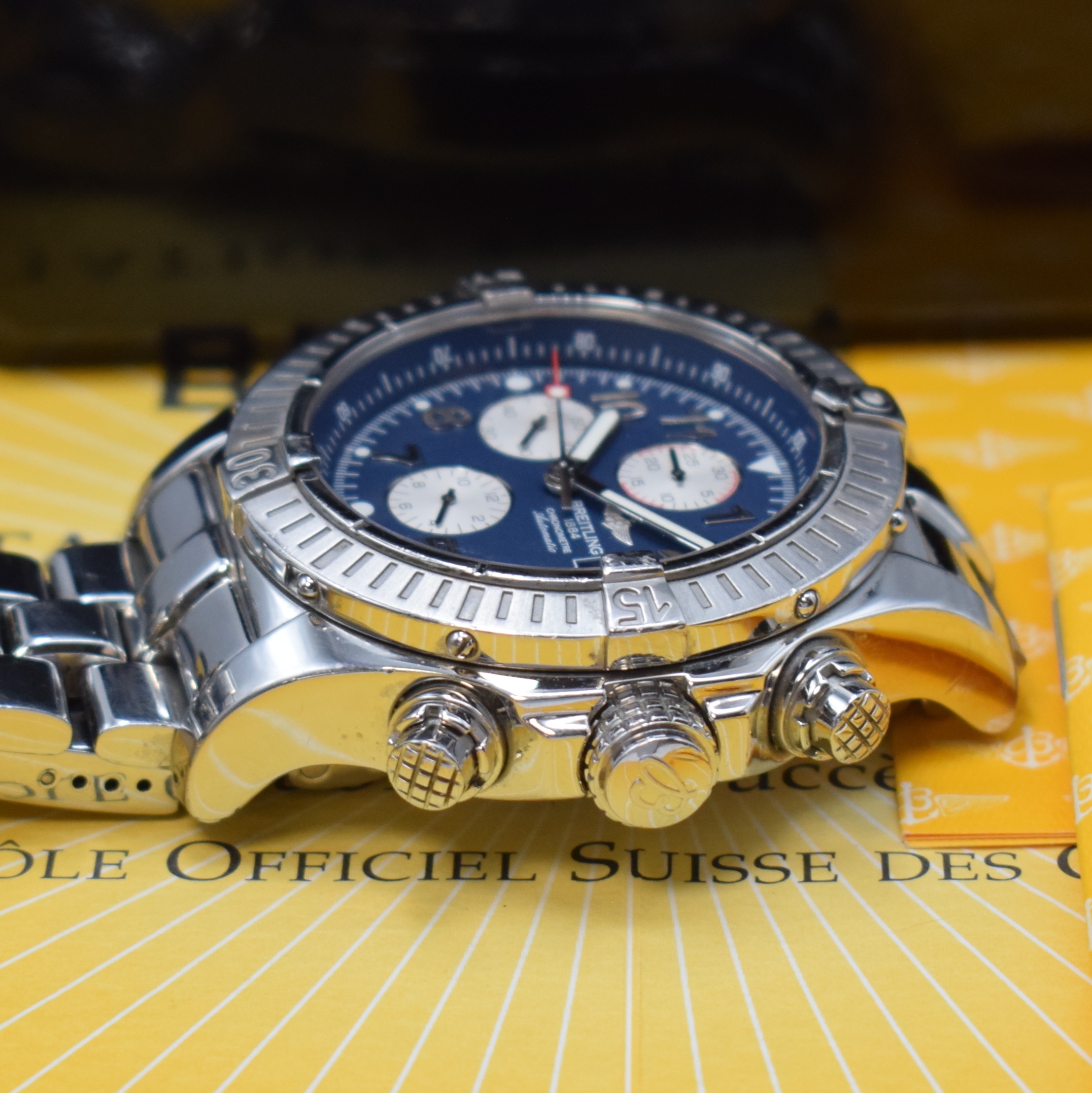 Detail c: BREITLING Chronometer Armbandchronograph Modell Super Avenger Referenz A13370, Schweiz verk. lt. beil. Pap. 01/2005, Automatik, Edelstahlgeh. inkl. ...