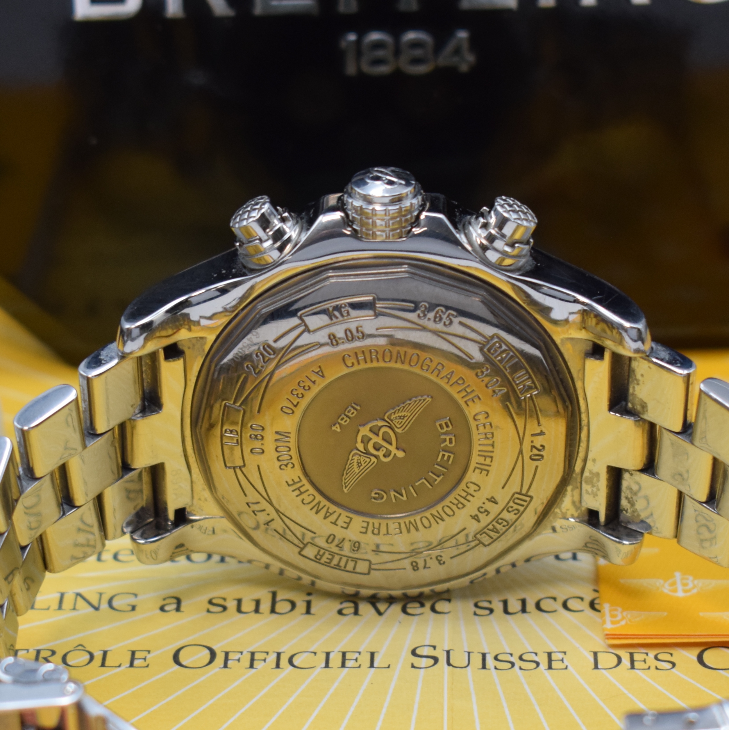 Detail e: BREITLING Chronometer Armbandchronograph Modell Super Avenger Referenz A13370, Schweiz verk. lt. beil. Pap. 01/2005, Automatik, Edelstahlgeh. inkl. ...