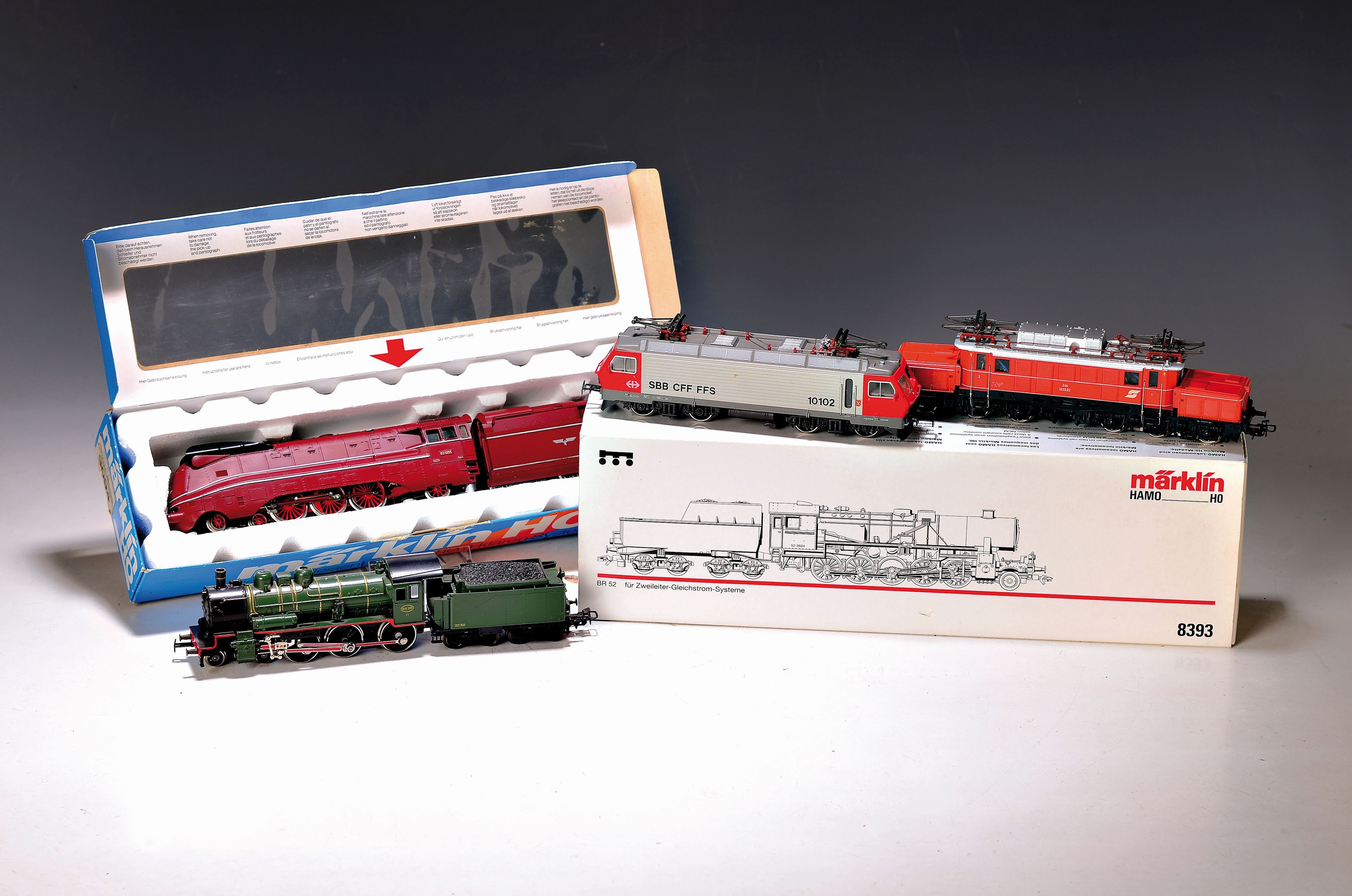 Konvolut 10 Modelleisenbahnen Spur H0, Märklin HAMO, Schlepptenderloks 8382, 8385, 8393, 3086 (in 8386-Karton), 3005, 3083, Stromlinienlok 3089 (in ...
