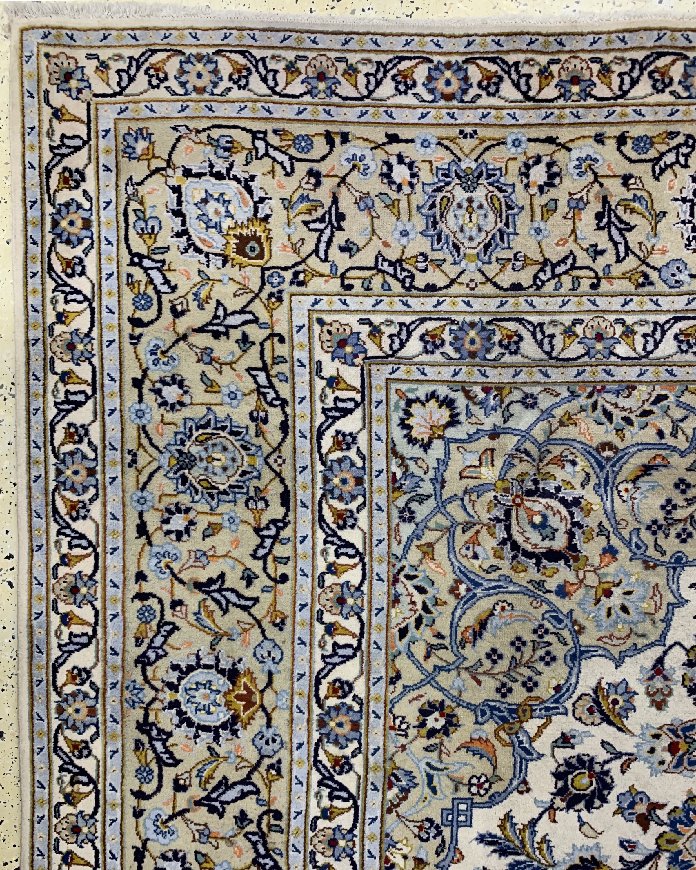 Detail d: Keschan, Persien, Ende 20.Jhd, Wolle auf Baumwolle, ca. 410 x 295 cm, Reinigungsbedürftig, EHZ: 2
