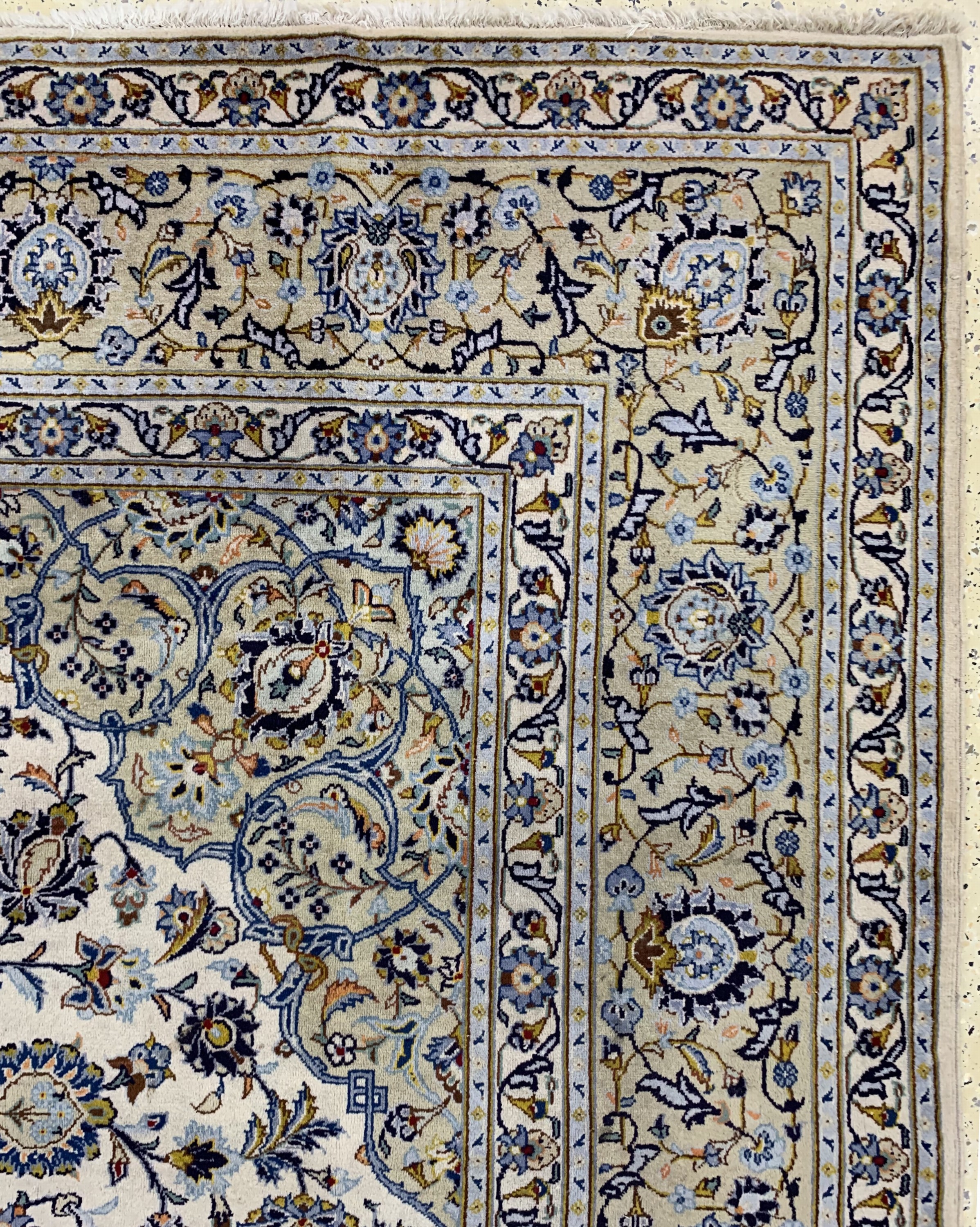 Detail e: Keschan, Persien, Ende 20.Jhd, Wolle auf Baumwolle, ca. 410 x 295 cm, Reinigungsbedürftig, EHZ: 2