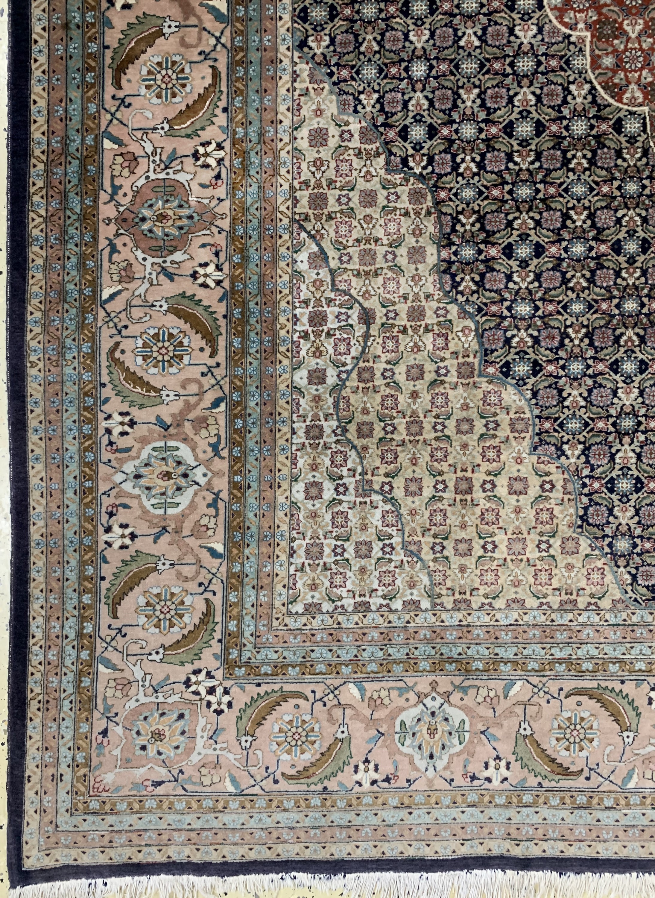 Detail b: Täbriz fein(50 Raj), Persien, Mitte 20.Jhd,Korkwolle auf Baumwolle, ca. 285 x 210 cm, EHZ: 2