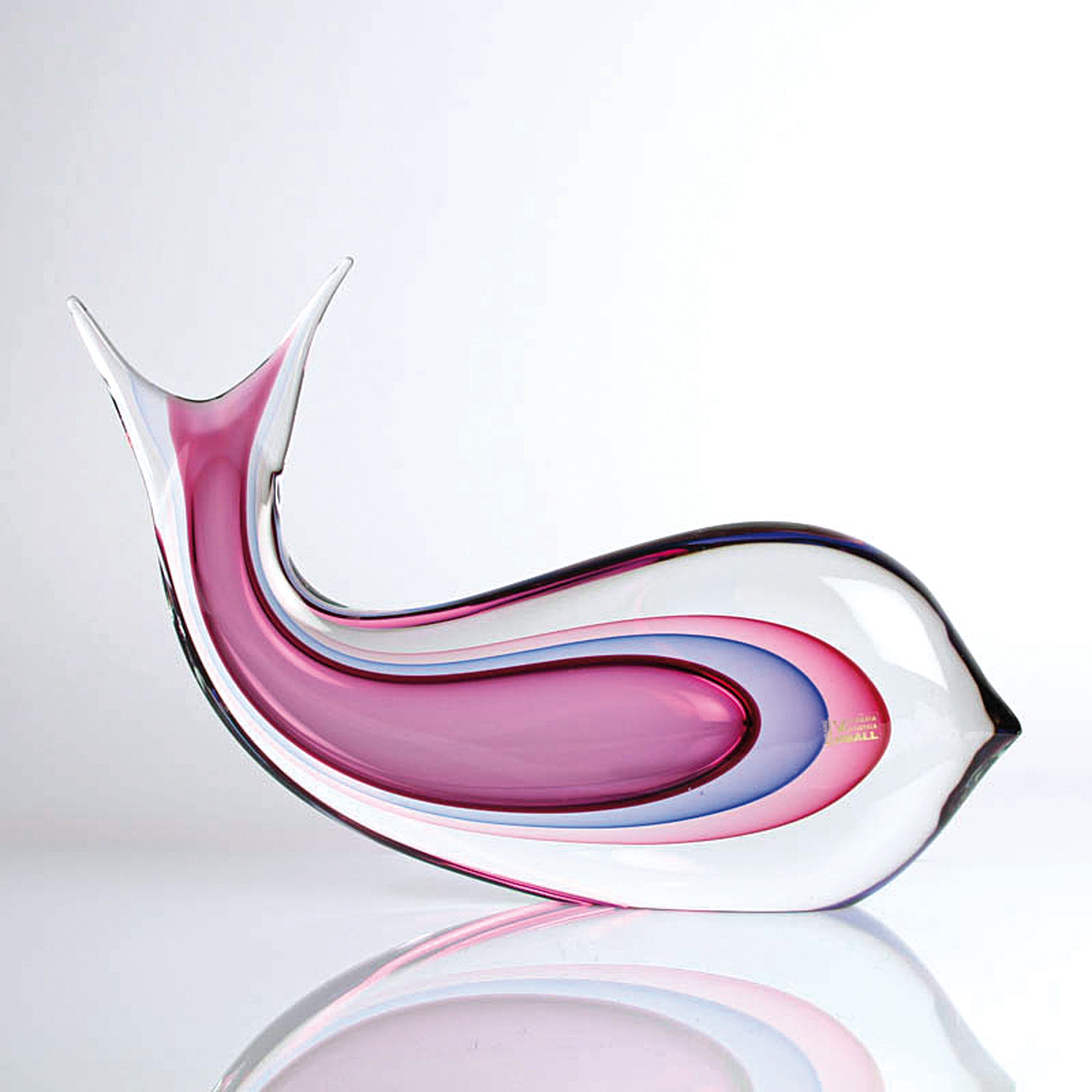 Sommerso Glasskulptur "Fisch", Oball Murano, Italien, farbloses Glas, Technik in Blau- und Rottönen, mit orig. Etikett, 28x41x6cm