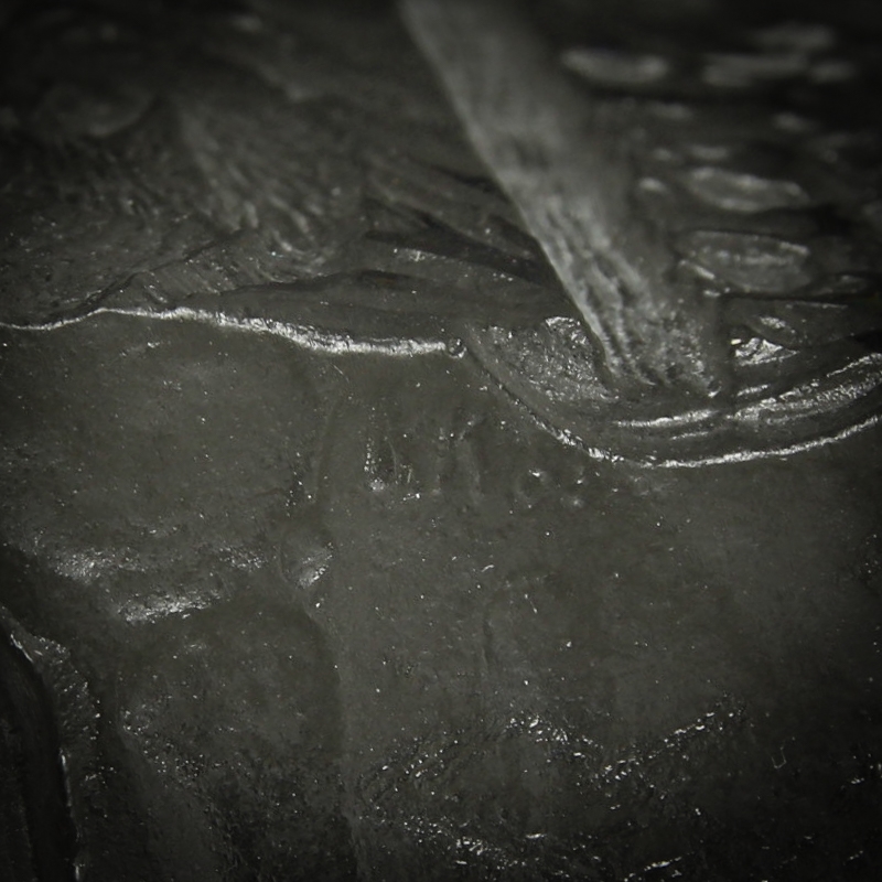 Detail k: Glaskunst-Objekt, Kristian Klepsch, Mizzi Glashütte, Uttendorf, Weihnachtskrippe, farbloses Glas, geschliffen und geätzt, mehrdimensionaler Dekor, ...