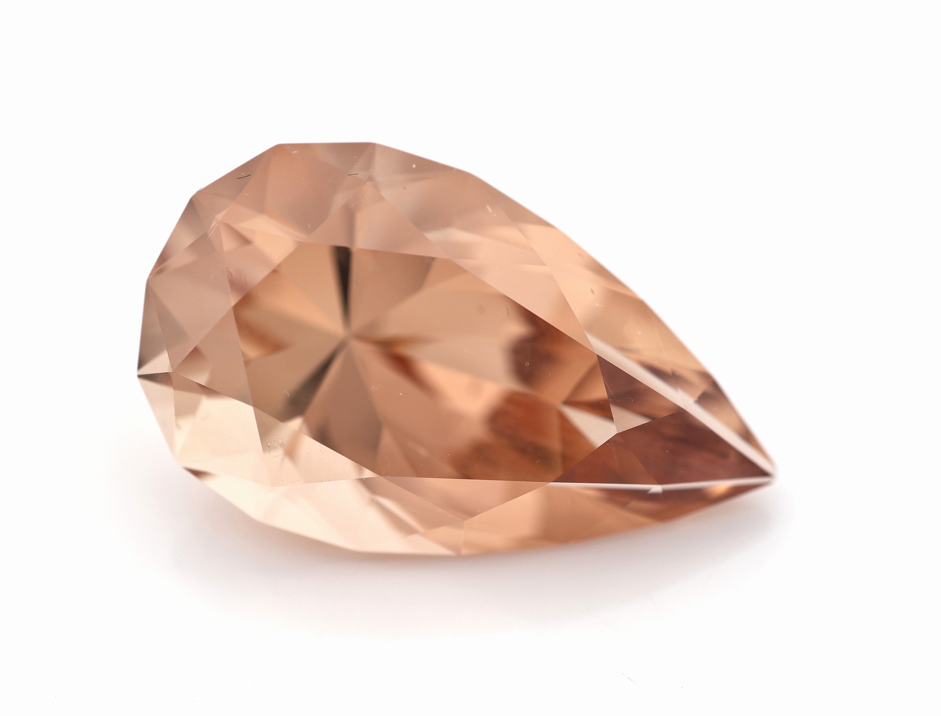 Loser Imperial Topas, ca. 22.37 ct, facett. Tropfen