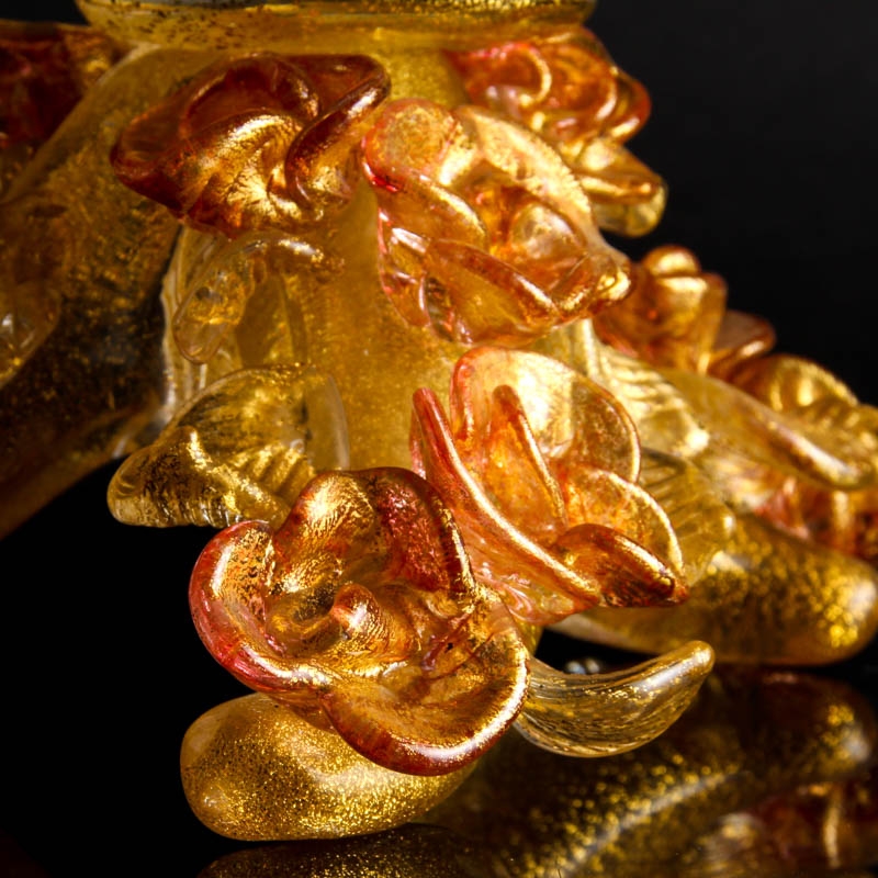 Detail c: Große Zierschale, Ermanno Nason für Cenedese, Murano, Italien, 1963-72, farbloses Glas, reiche Goldmalerei, vierfach eingekniffene Form, auf ...