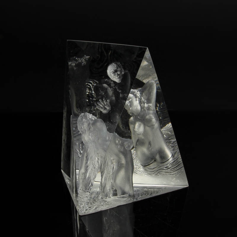 Detail f: 2 Glaskunst-Objekte, Kristian Klepsch, Mizzi Glashütte, Uttendorf, farbloses Glas, geschliffen und geätzt, reliefierter bzw. plastischer Dekor, ...